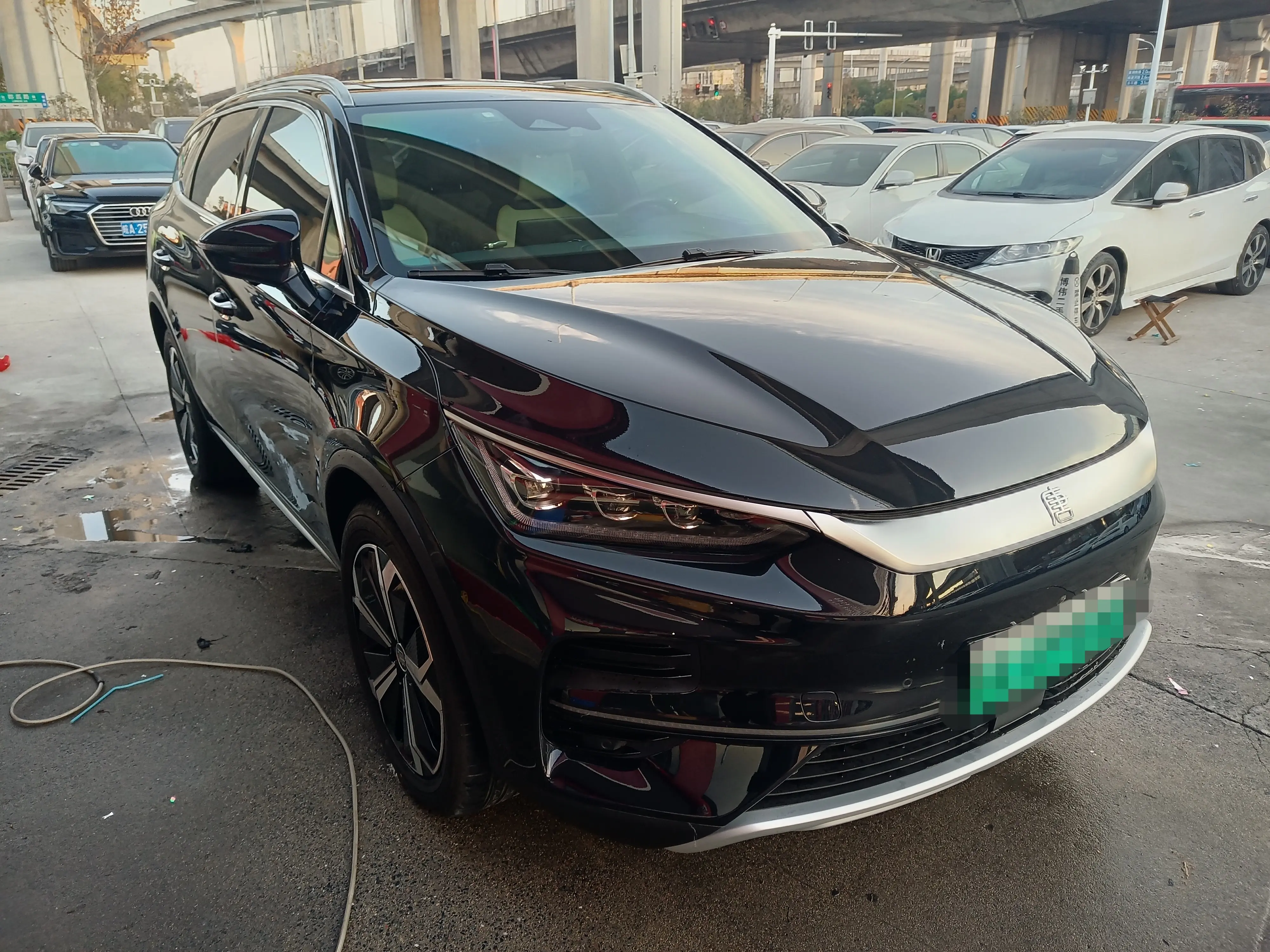 BYD Tang EV  из Китая