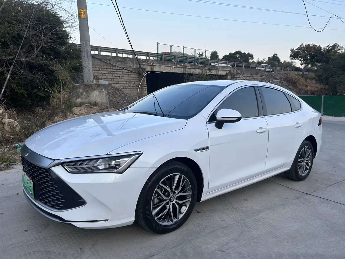 BYD Qin PLUS DM  из Китая