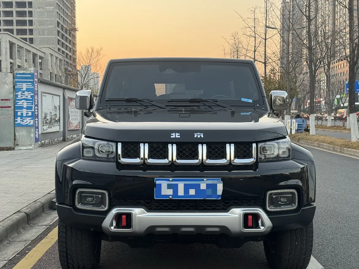 BAIC Beijing Off-road BJ40  из Китая