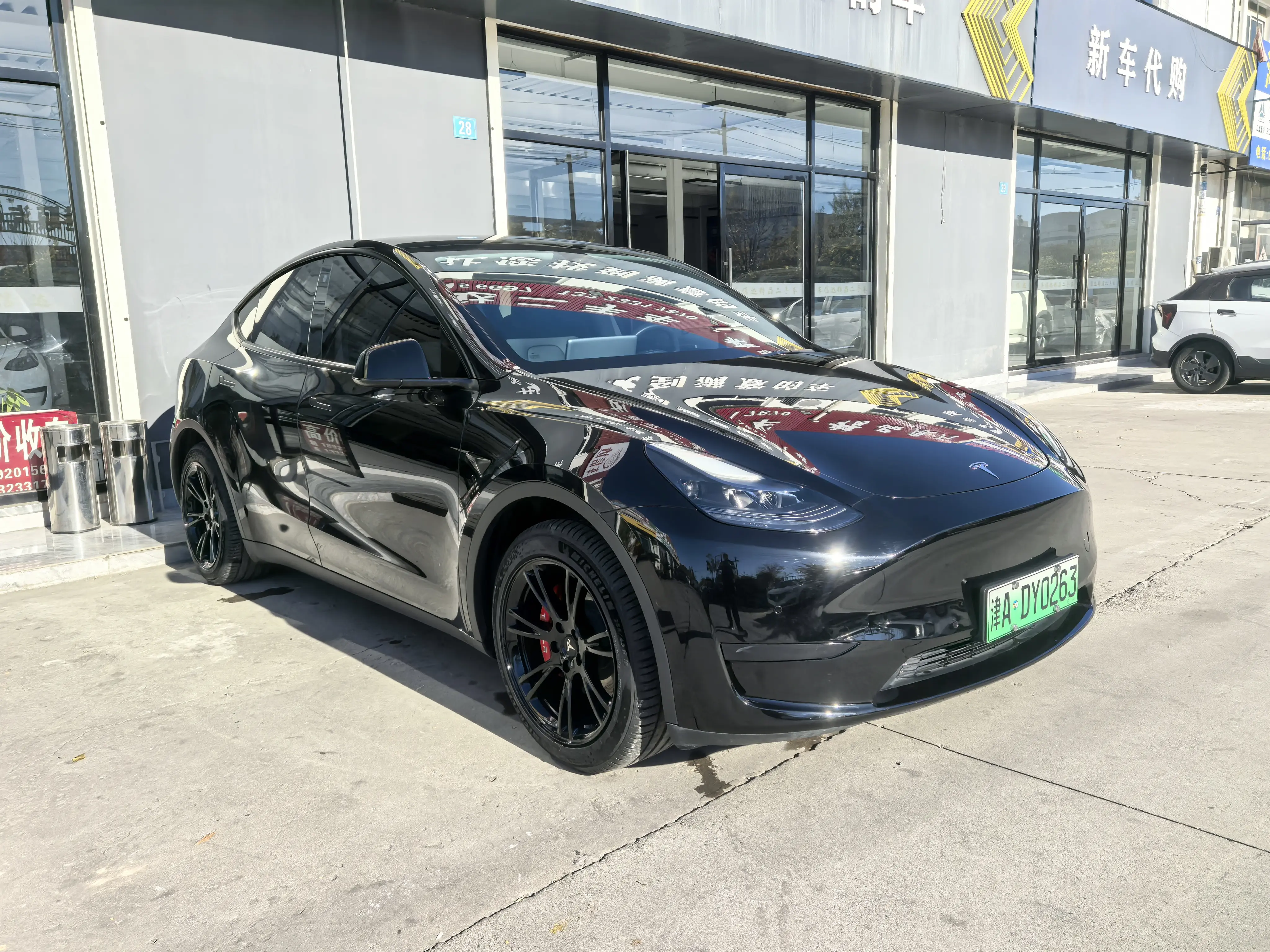 Tesla Model Y  из Китая