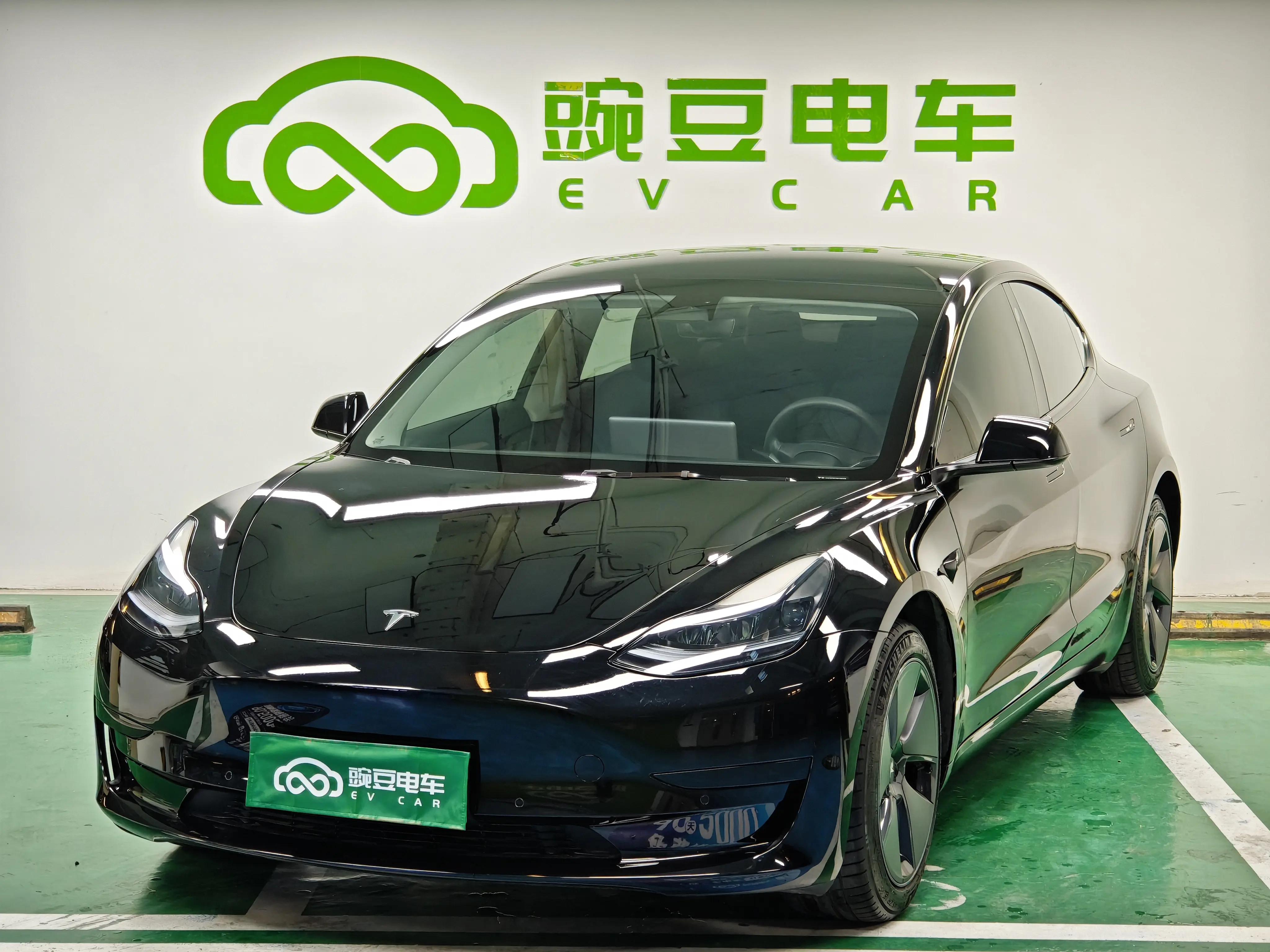 Tesla Model 3  из Китая