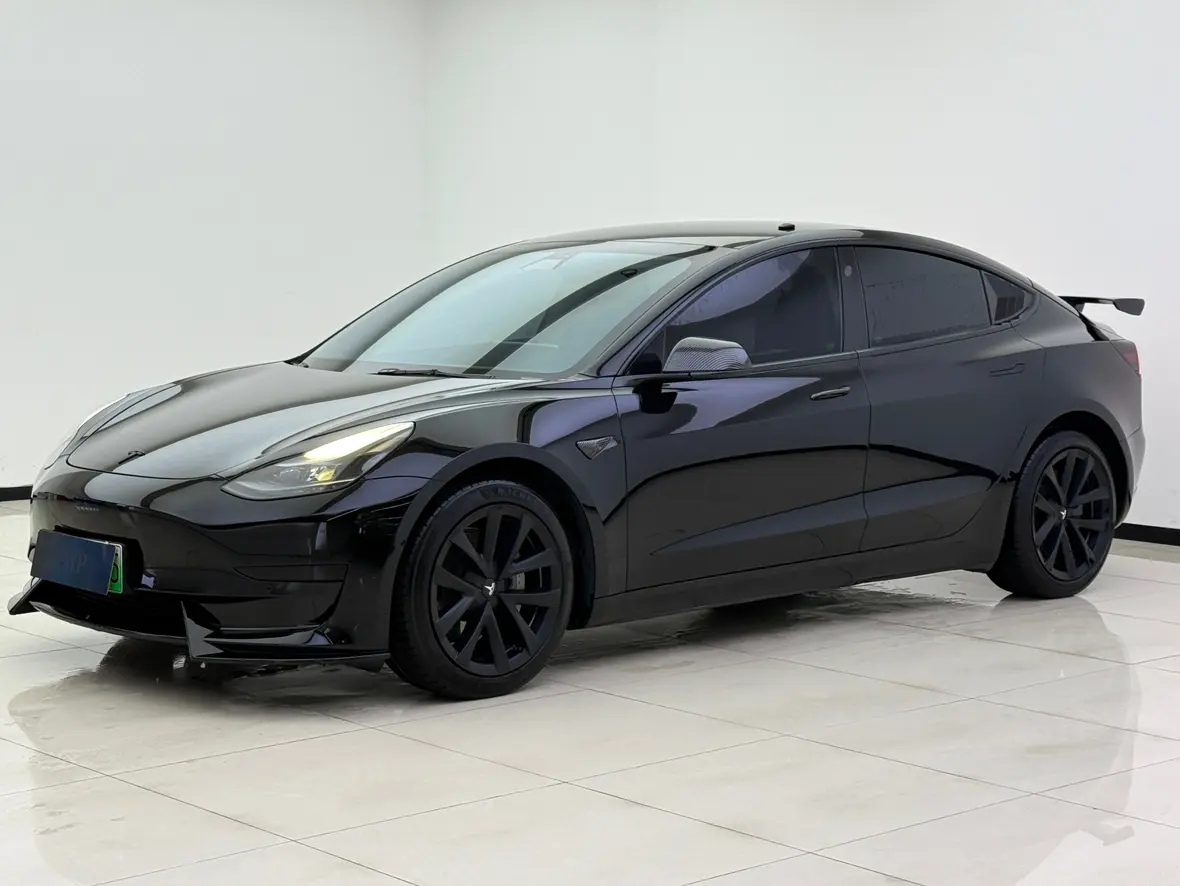 Tesla Model 3  из Китая