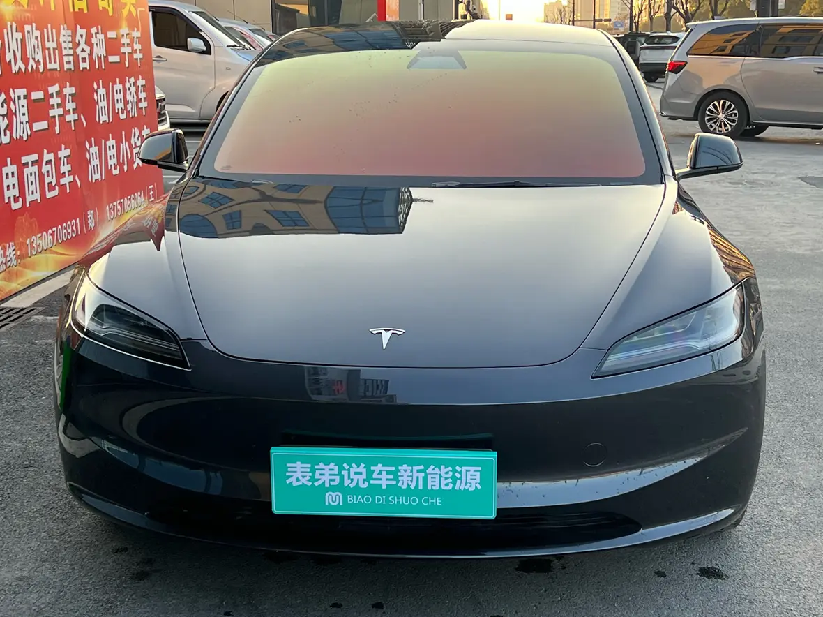 Tesla Model 3  из Китая
