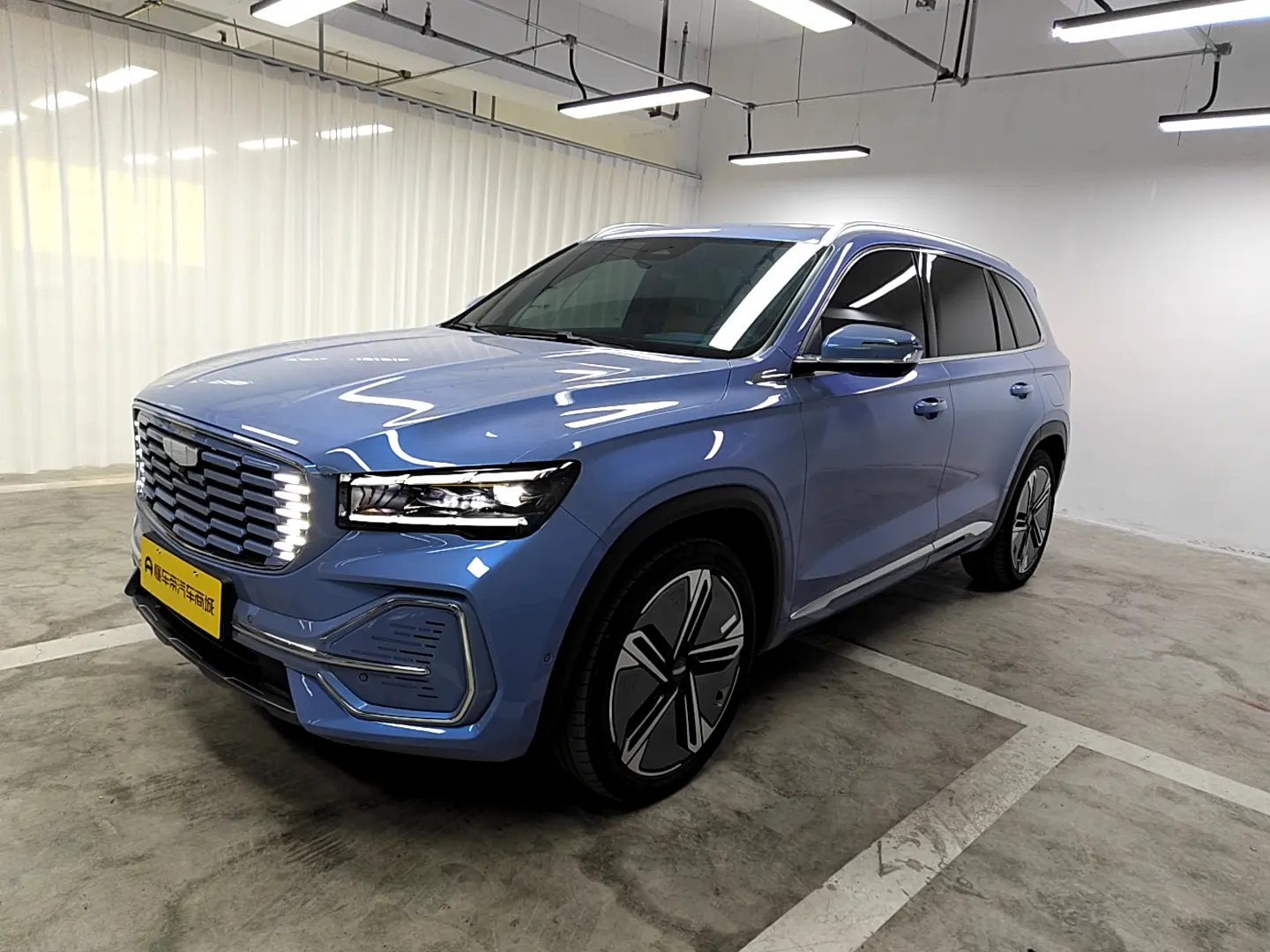 Geely Monjaro (extended range electric version) (Xingyue L extended range electric version)  из Китая