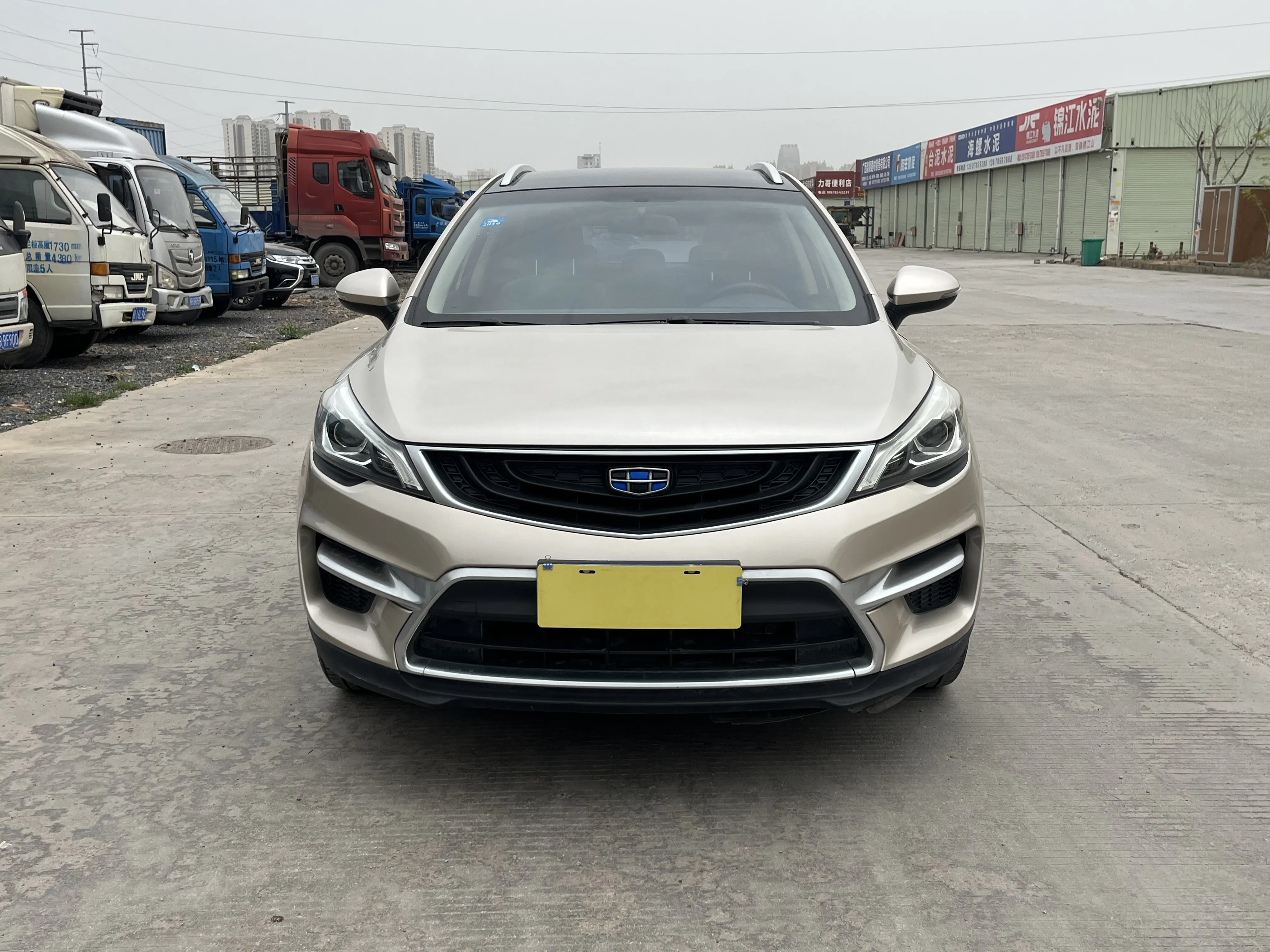 Geely Emgrand GS  из Китая