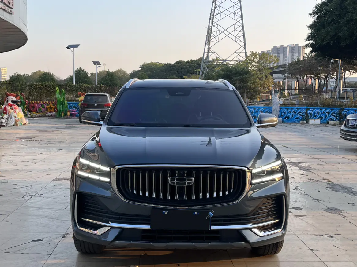 Geely Monjaro (Xingyue L)  из Китая