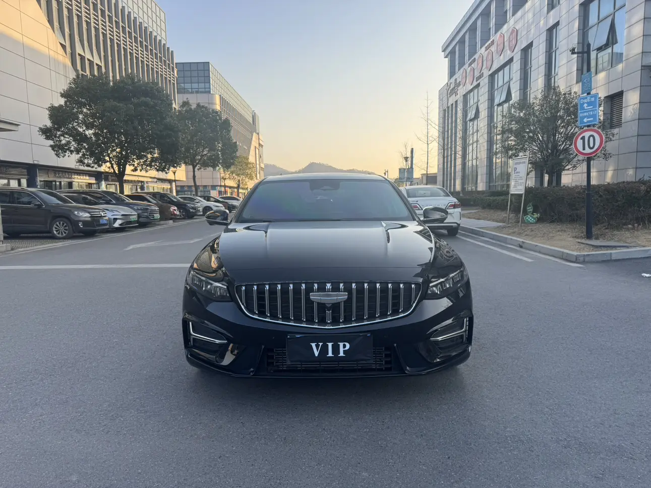 Geely Xing Rui  из Китая