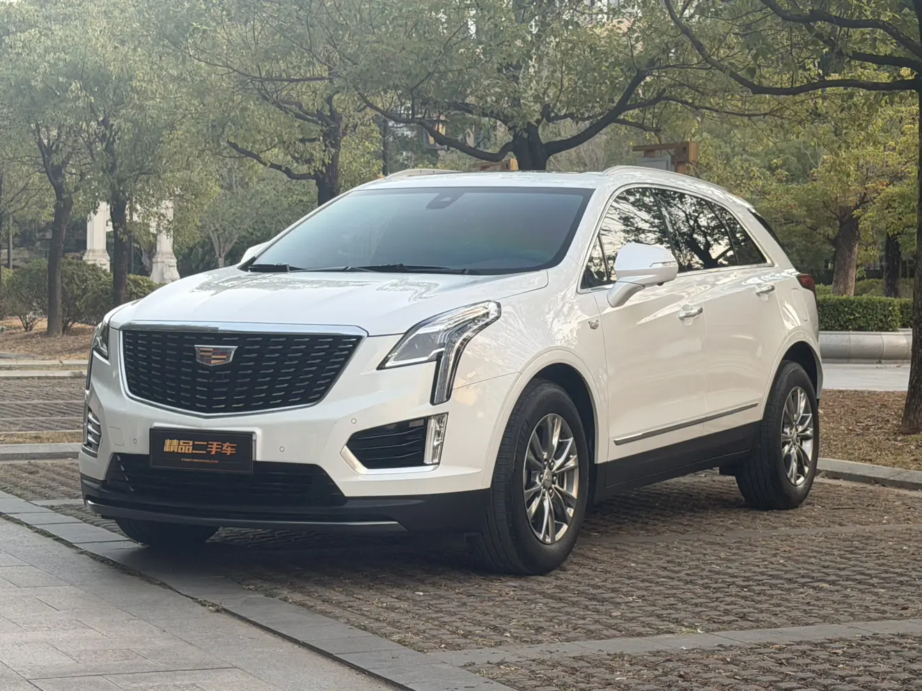 Cadillac XT5  из Китая