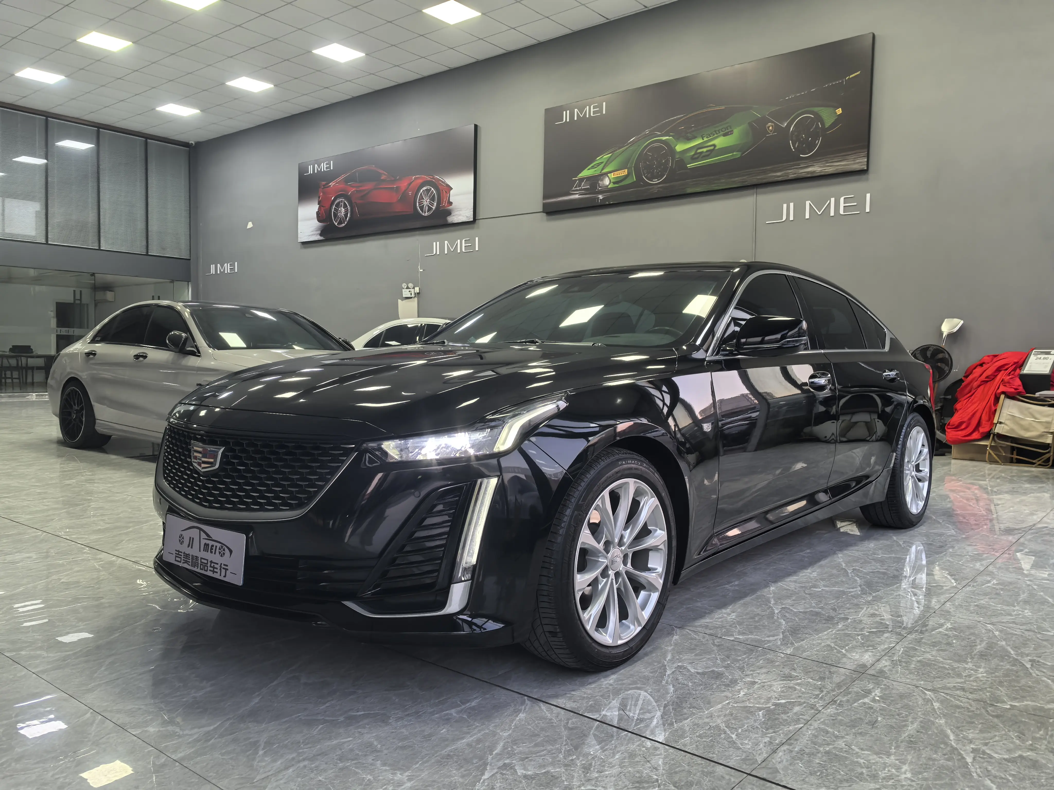 Cadillac CT5  из Китая