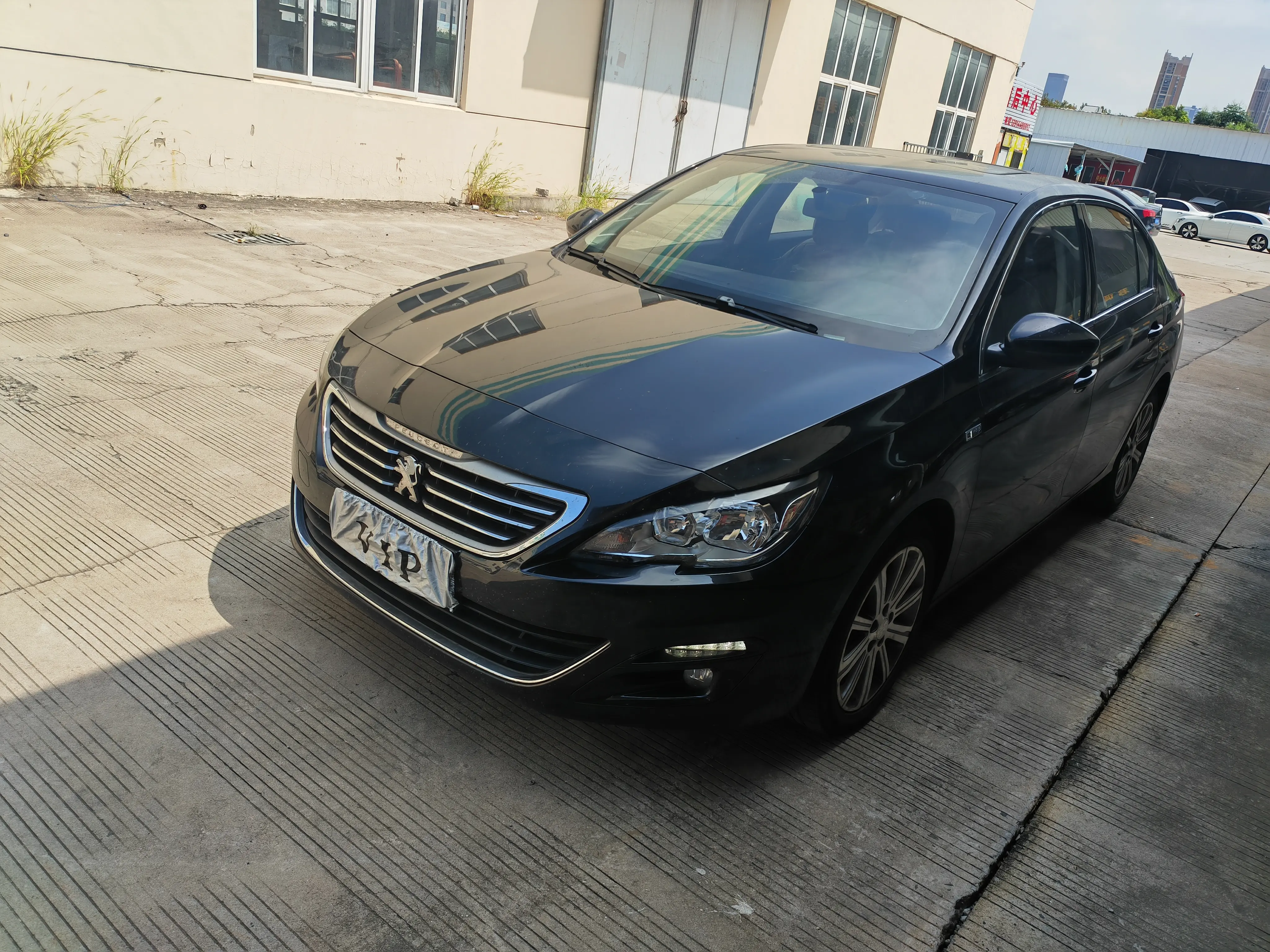 Peugeot 408  из Китая