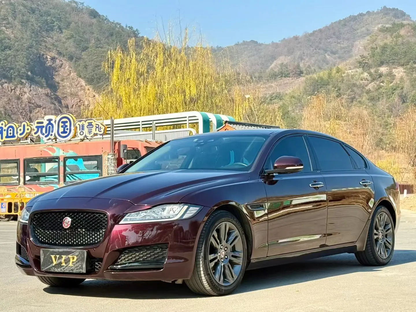 Jaguar XFL  из Китая