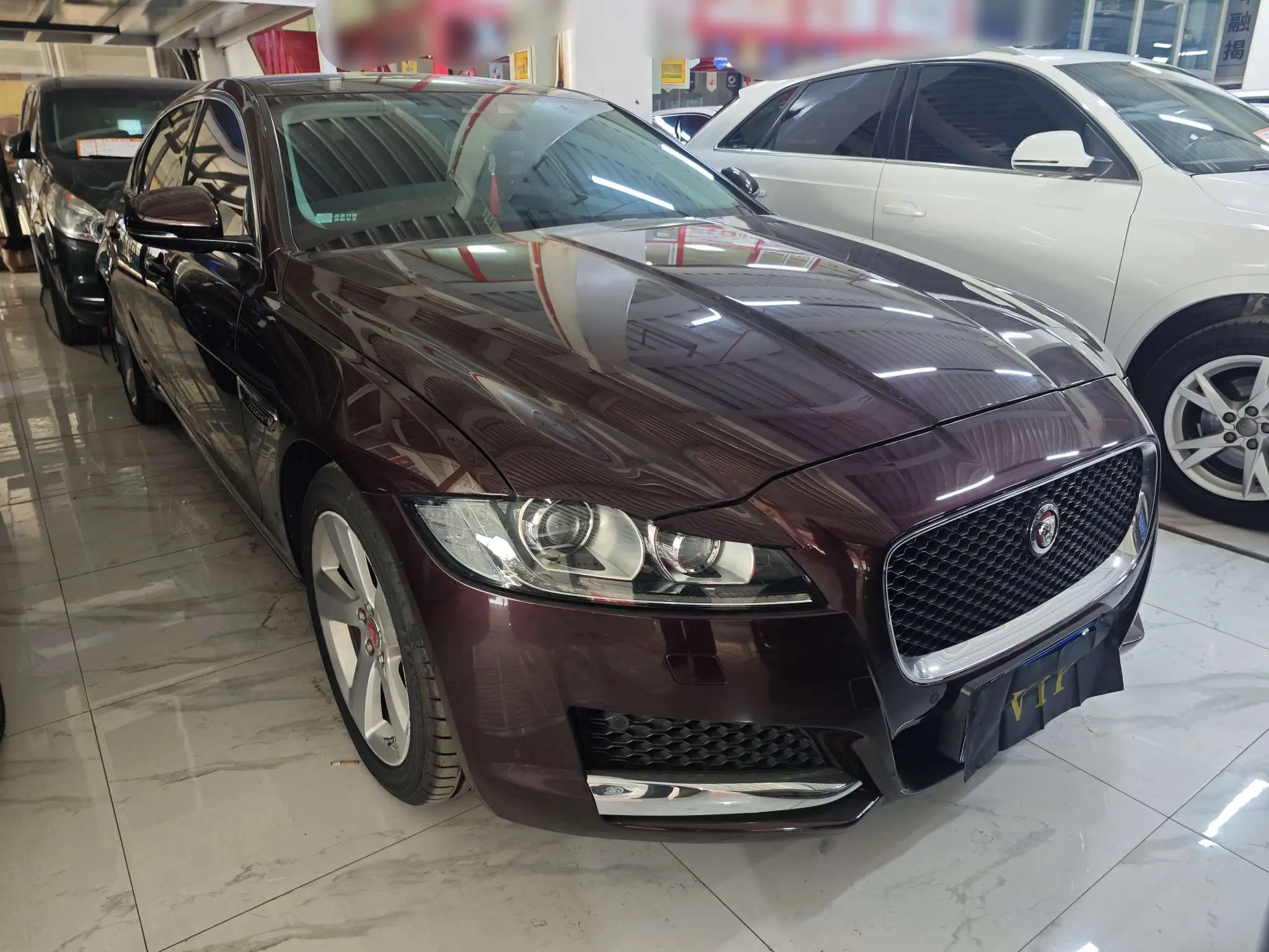 Jaguar XFL  из Китая