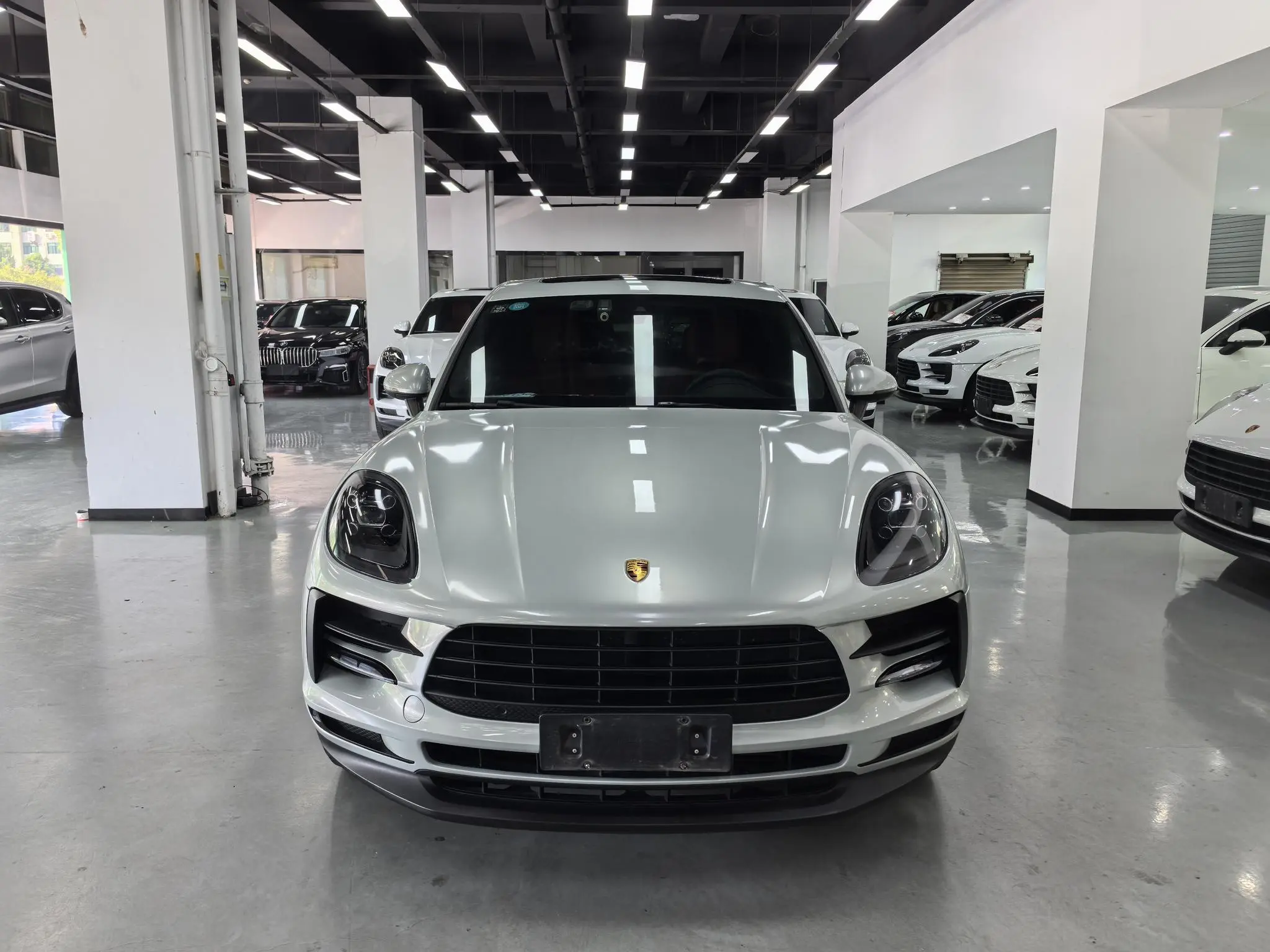 Porsche Macan  из Китая