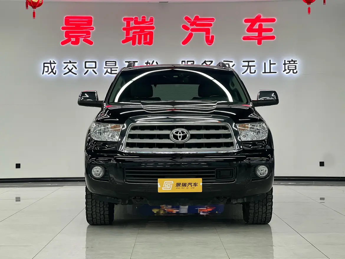 Toyota Sequoia  из Китая