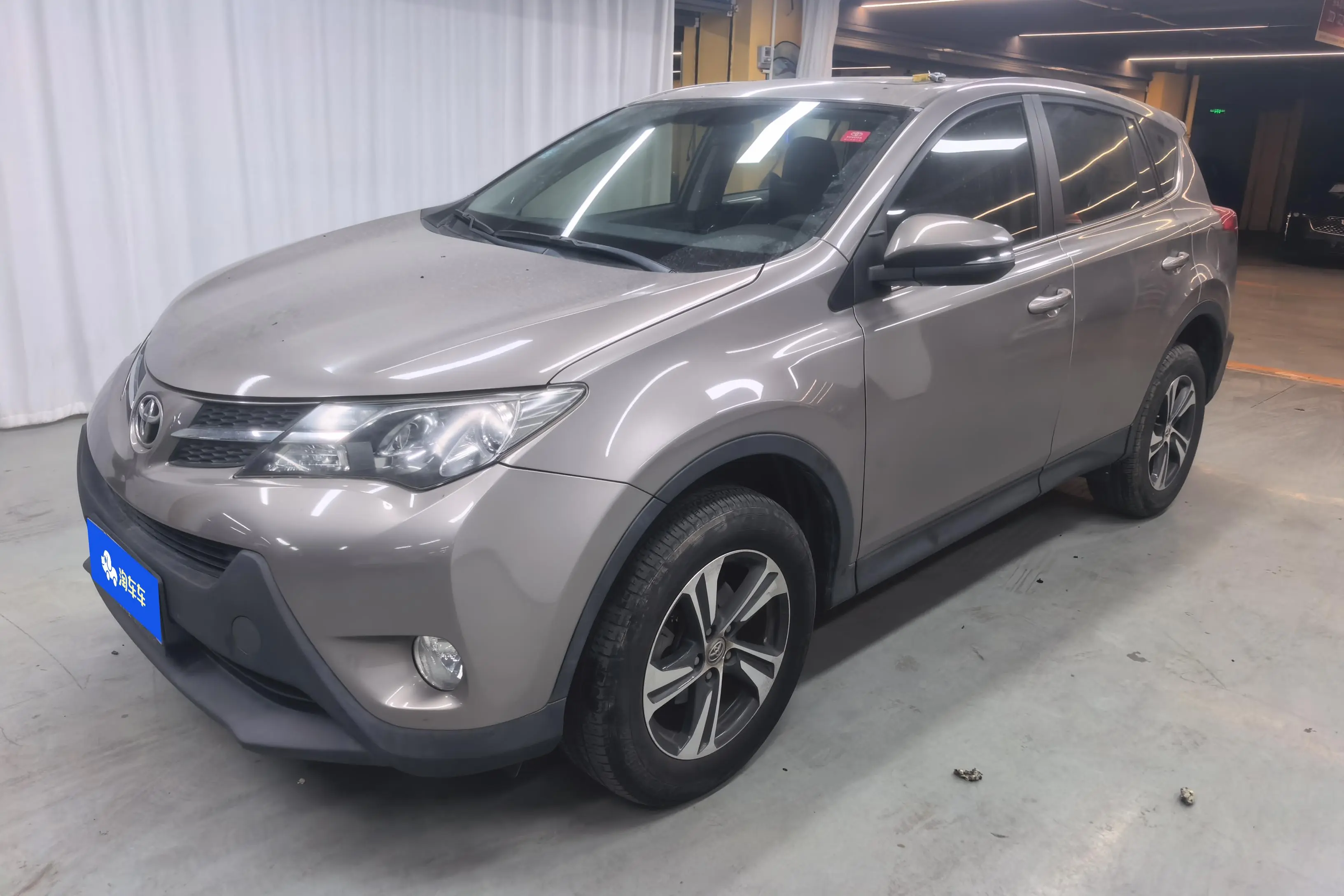 Toyota RAV4  из Китая