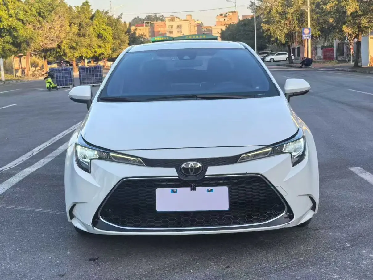 Toyota Levin (Lei Ling)  из Китая