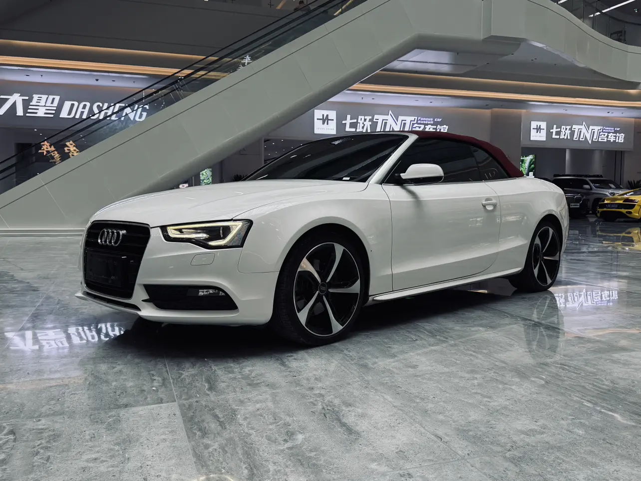 Audi A5  из Китая