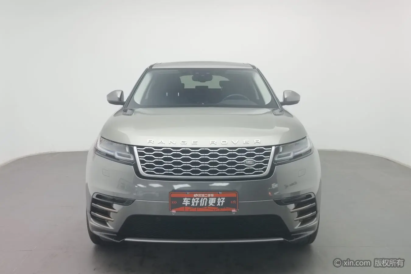 Land Rover Range Rover Velar  из Китая