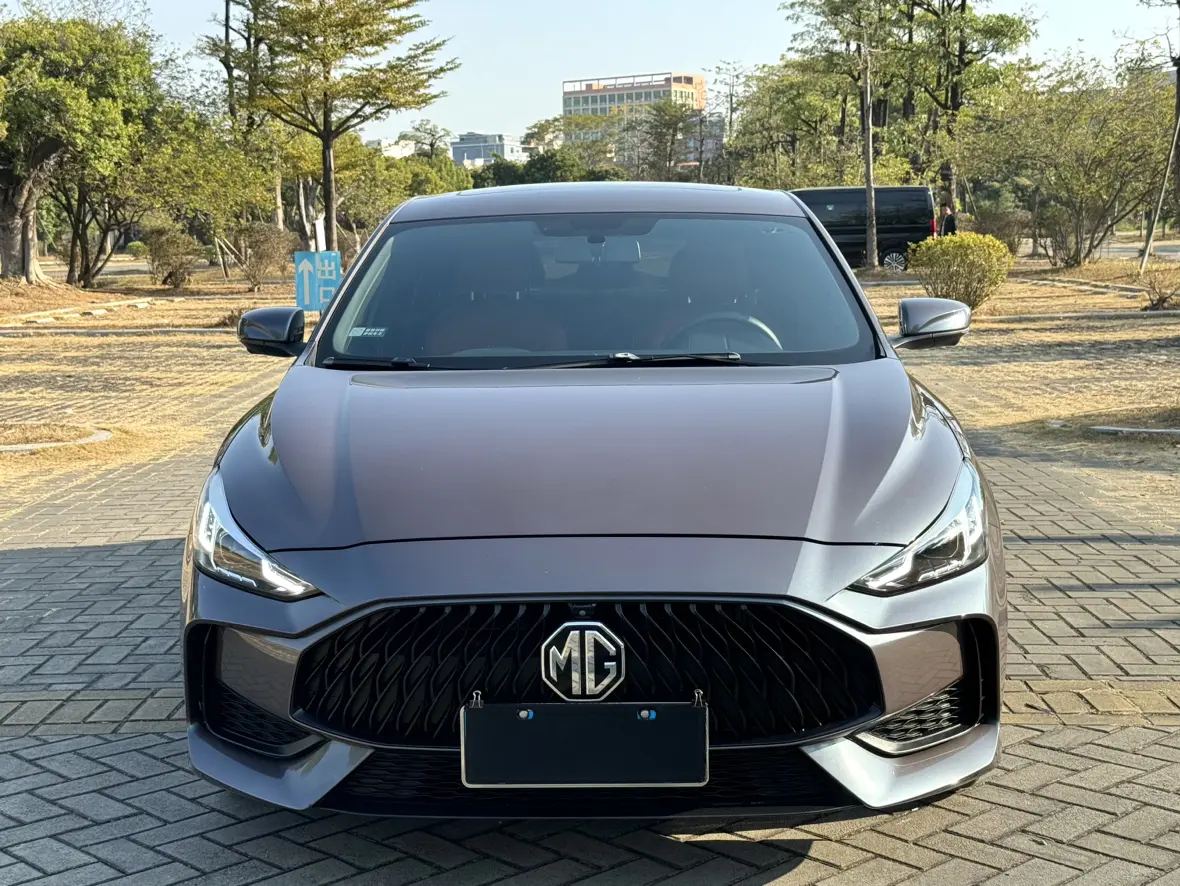 MG 5  из Китая