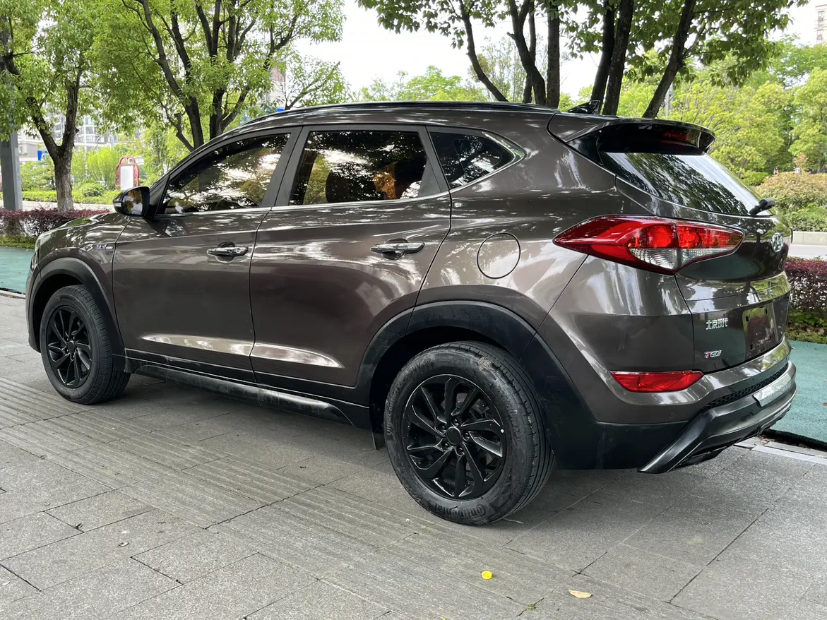 Hyundai Tucson L