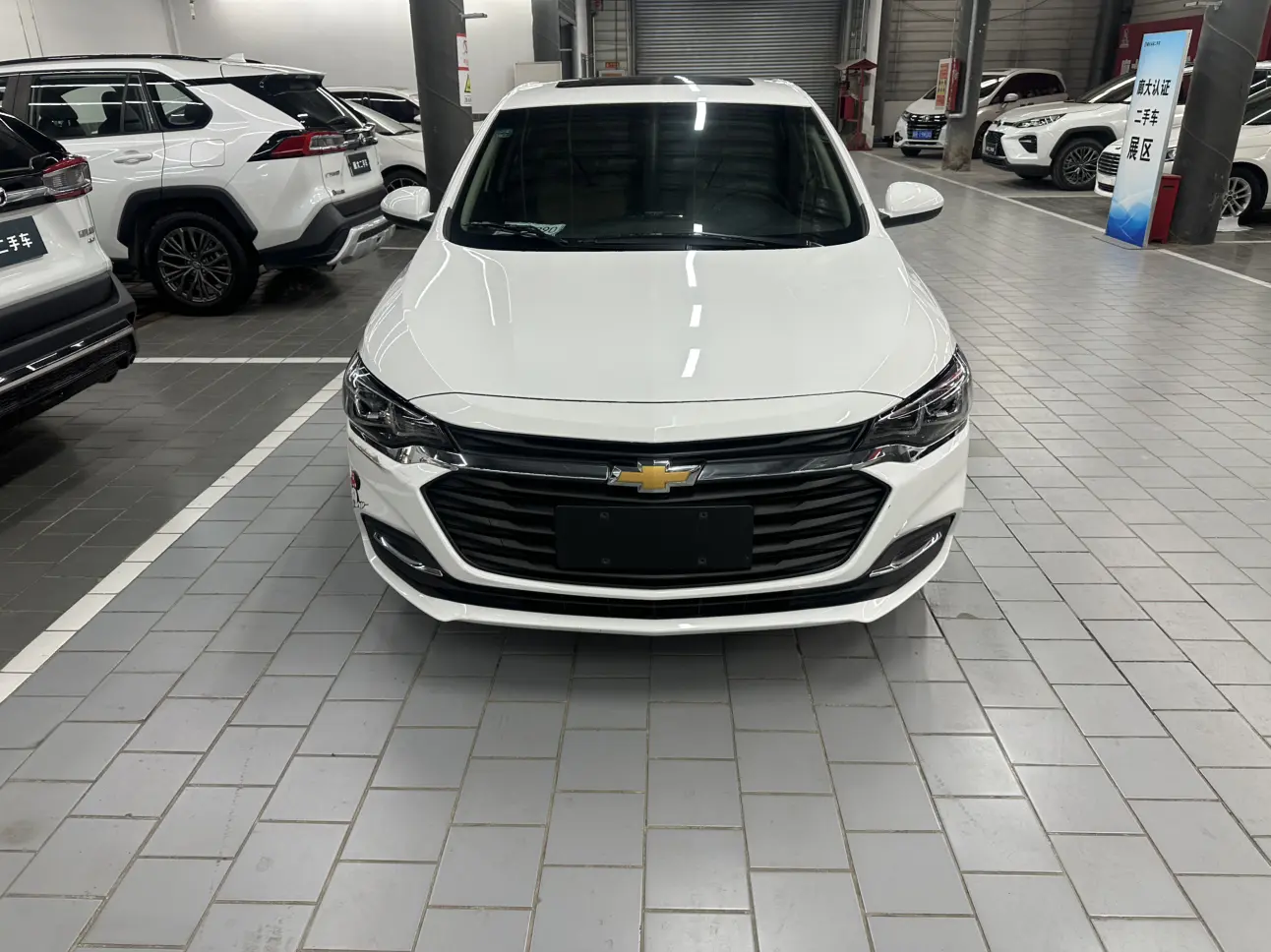 Chevrolet Monza (Cruze)  из Китая