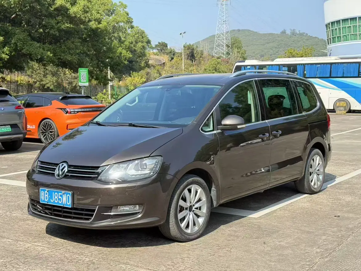 Volkswagen Sharon  из Китая