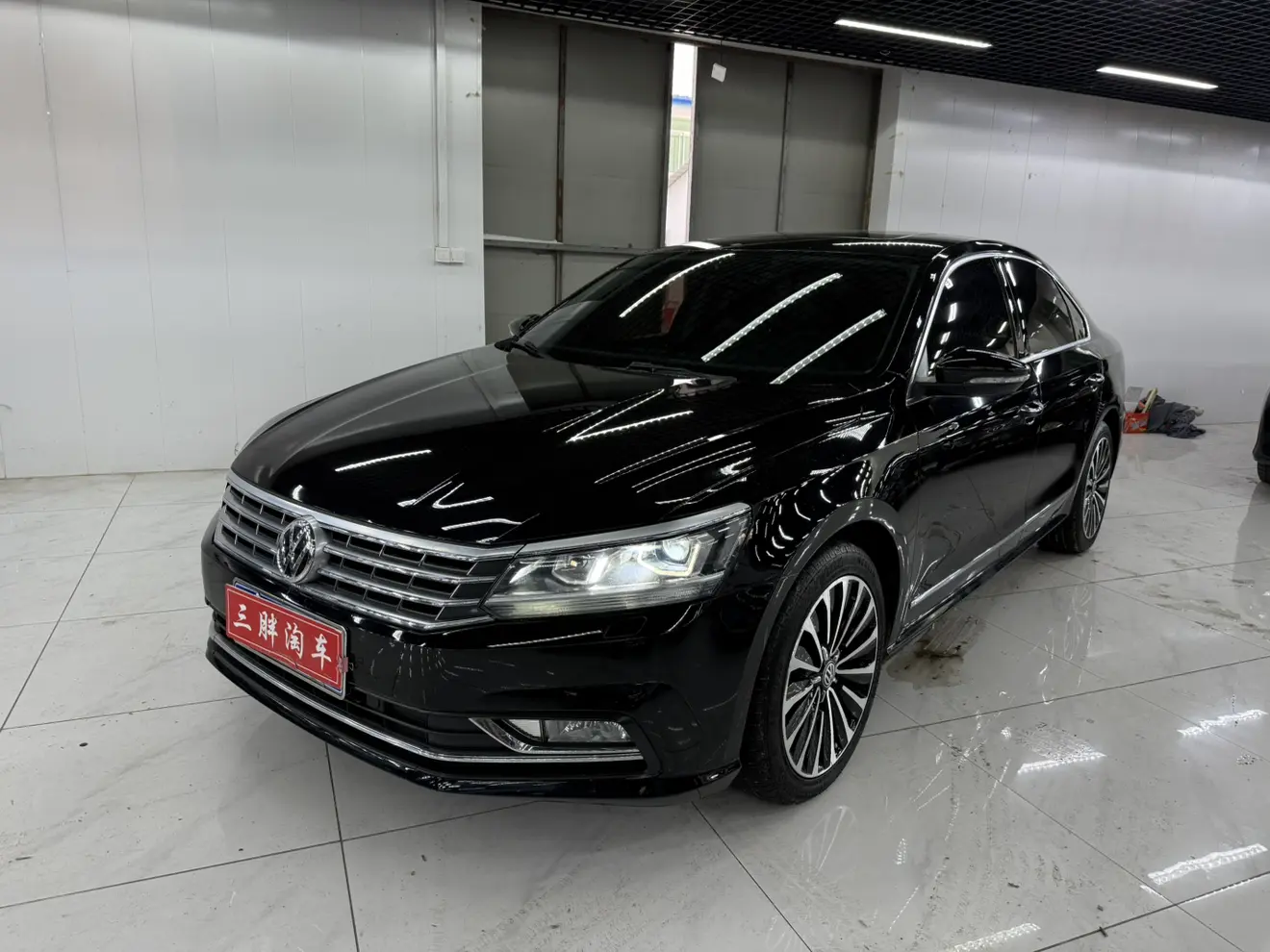 Volkswagen Passat  из Китая