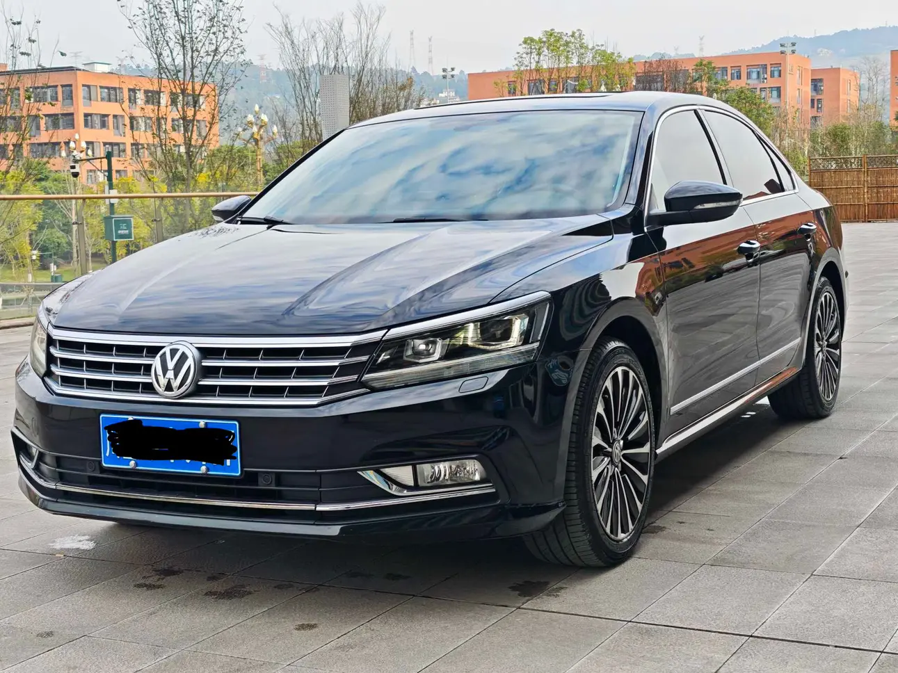 Volkswagen Passat  из Китая