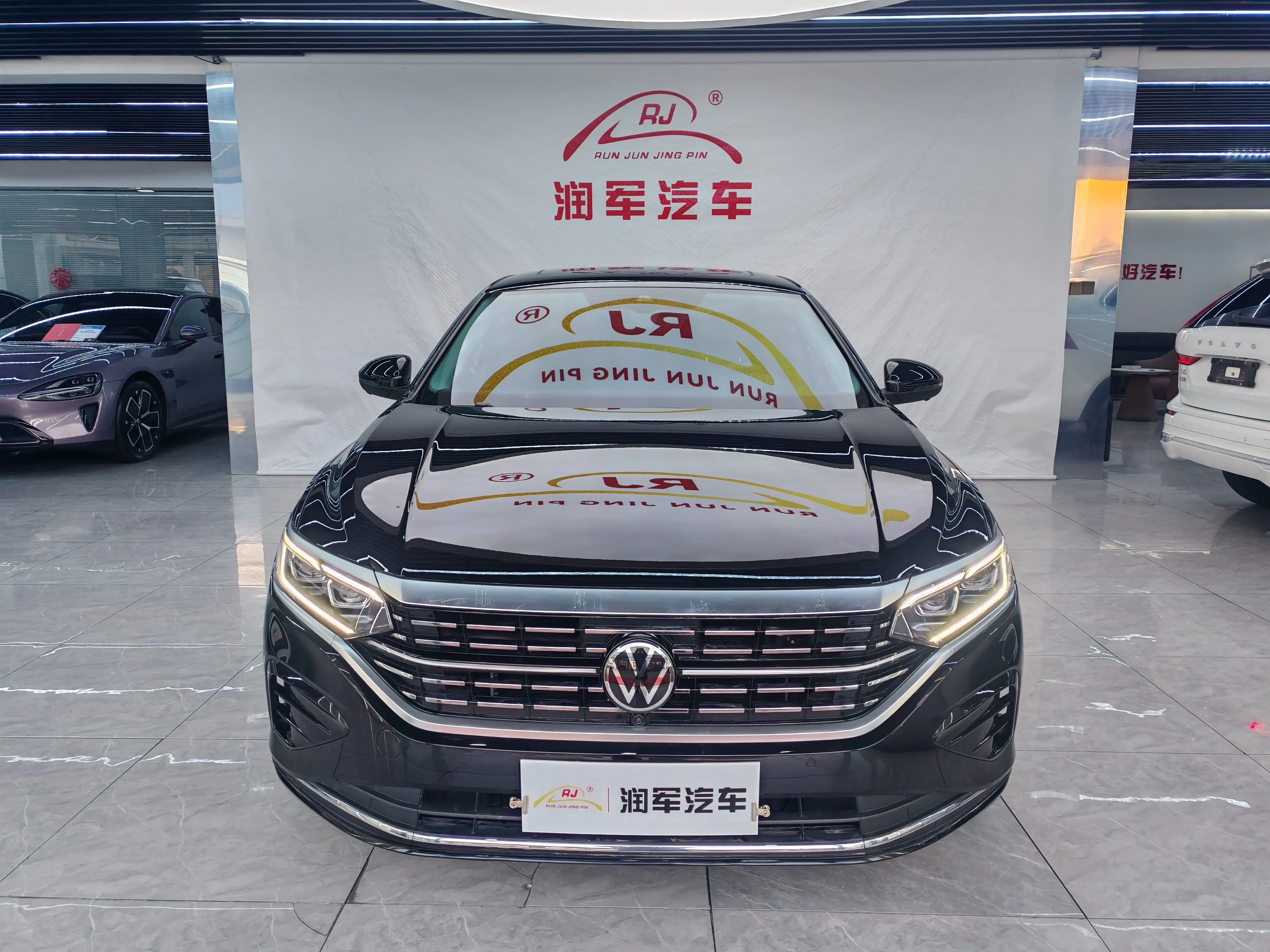 Volkswagen Passat  из Китая