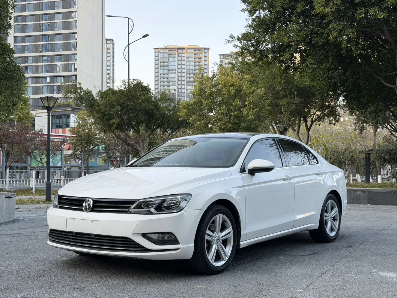 Volkswagen Lamando (Lingdu)  из Китая