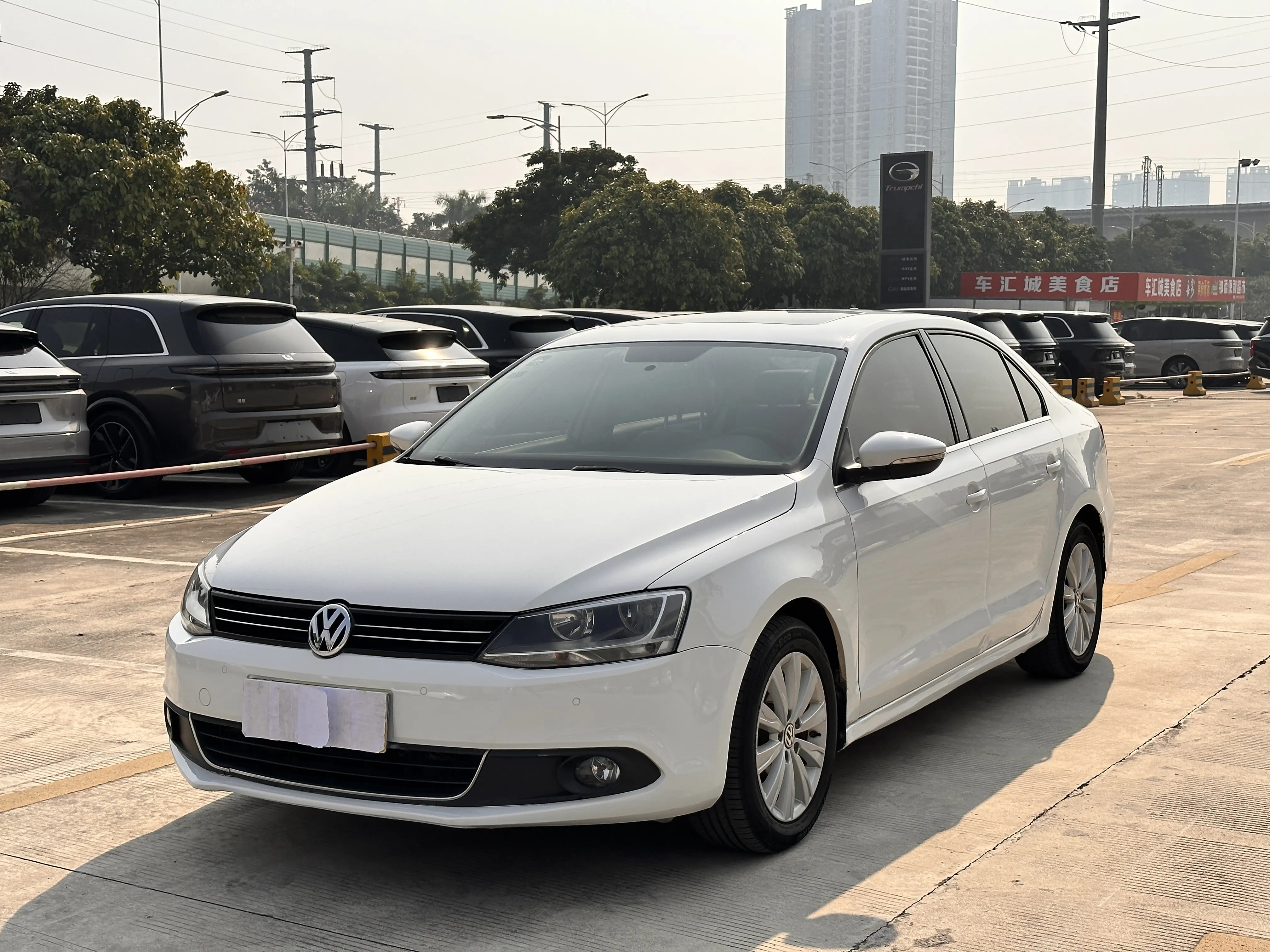 Volkswagen Sagitar  из Китая