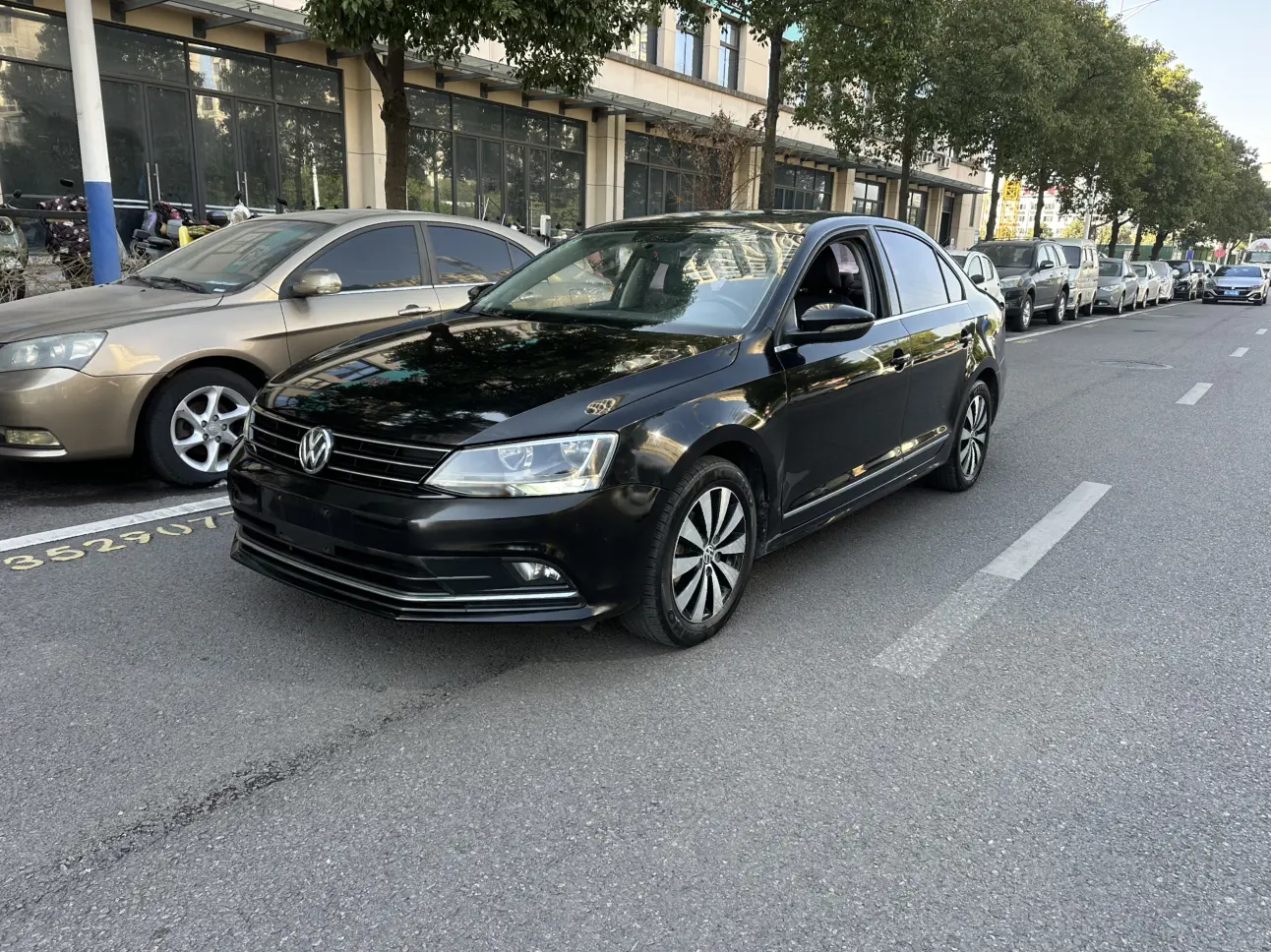 Volkswagen Sagitar  из Китая