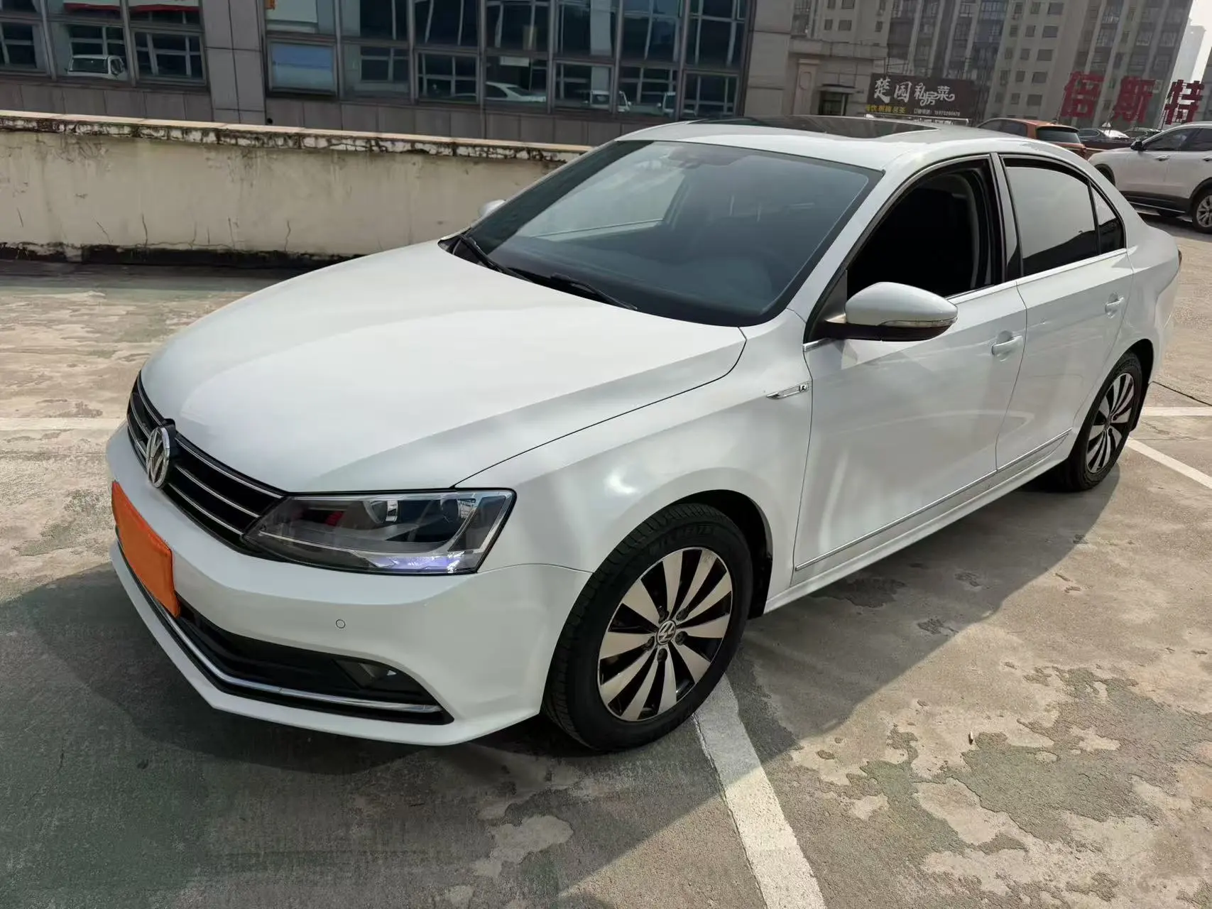 Volkswagen Sagitar  из Китая