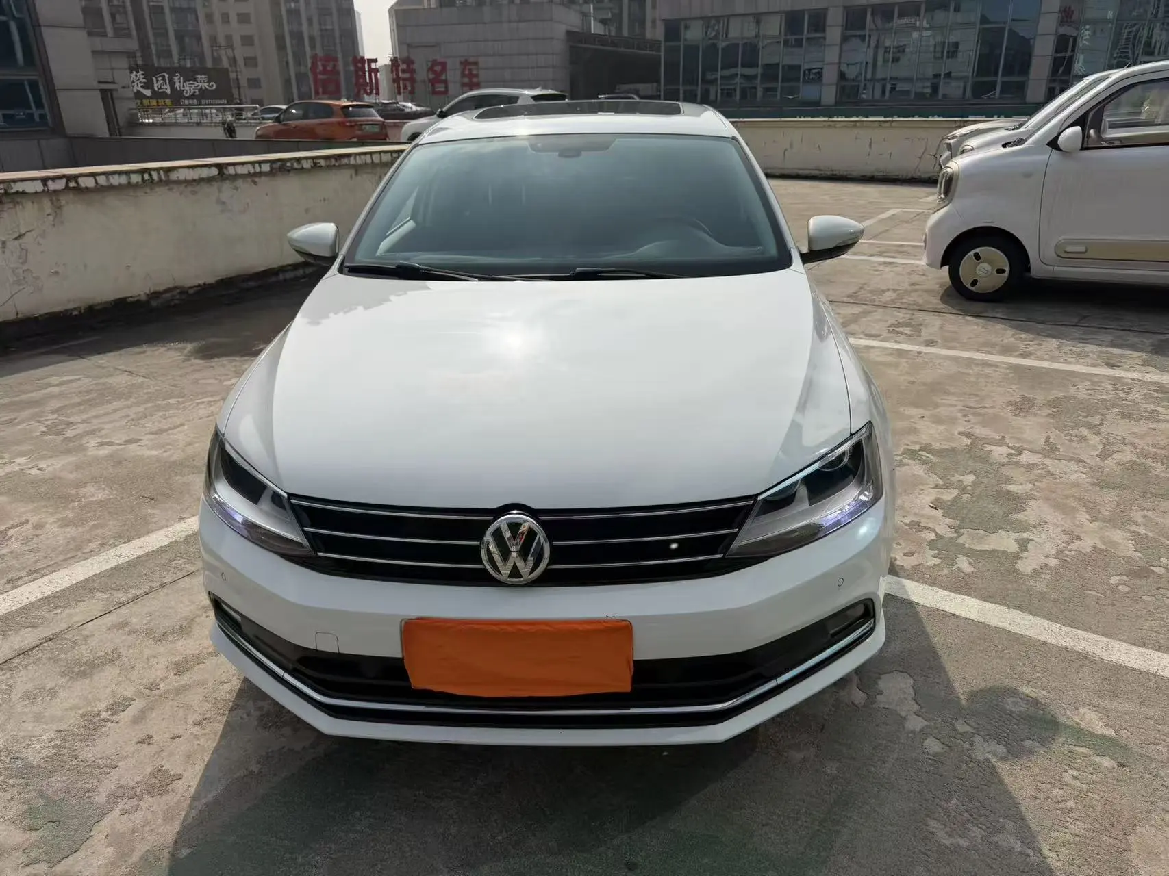 Volkswagen Sagitar  из Китая