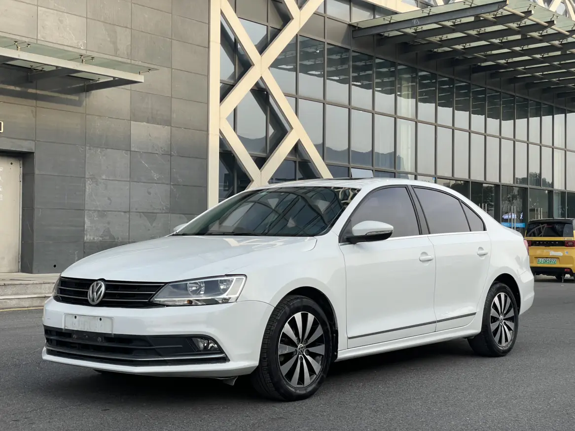 Volkswagen Sagitar  из Китая