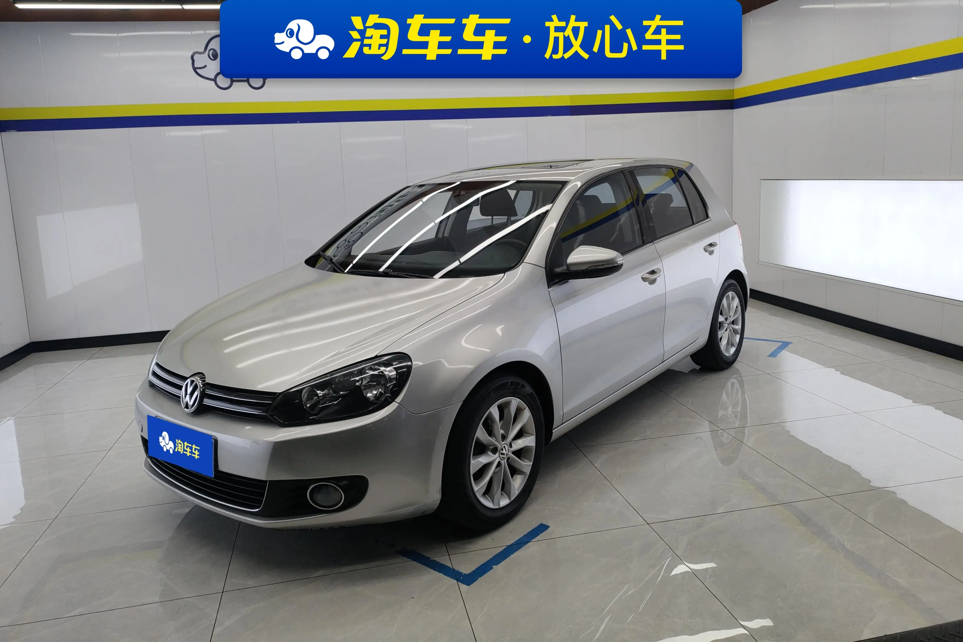 Volkswagen Golf  из Китая