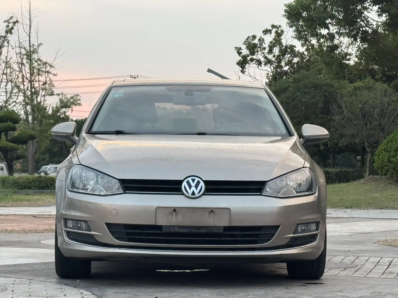 Volkswagen Golf  из Китая