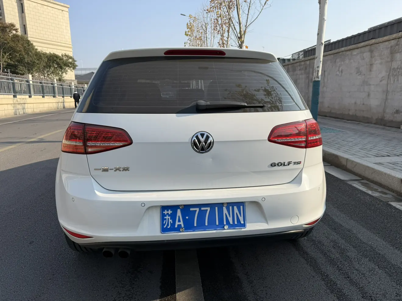 Volkswagen Golf  из Китая