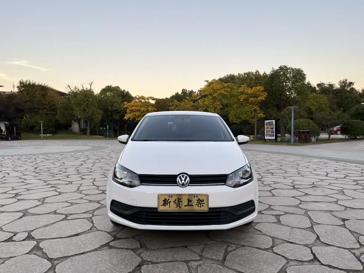 Volkswagen Polo  из Китая