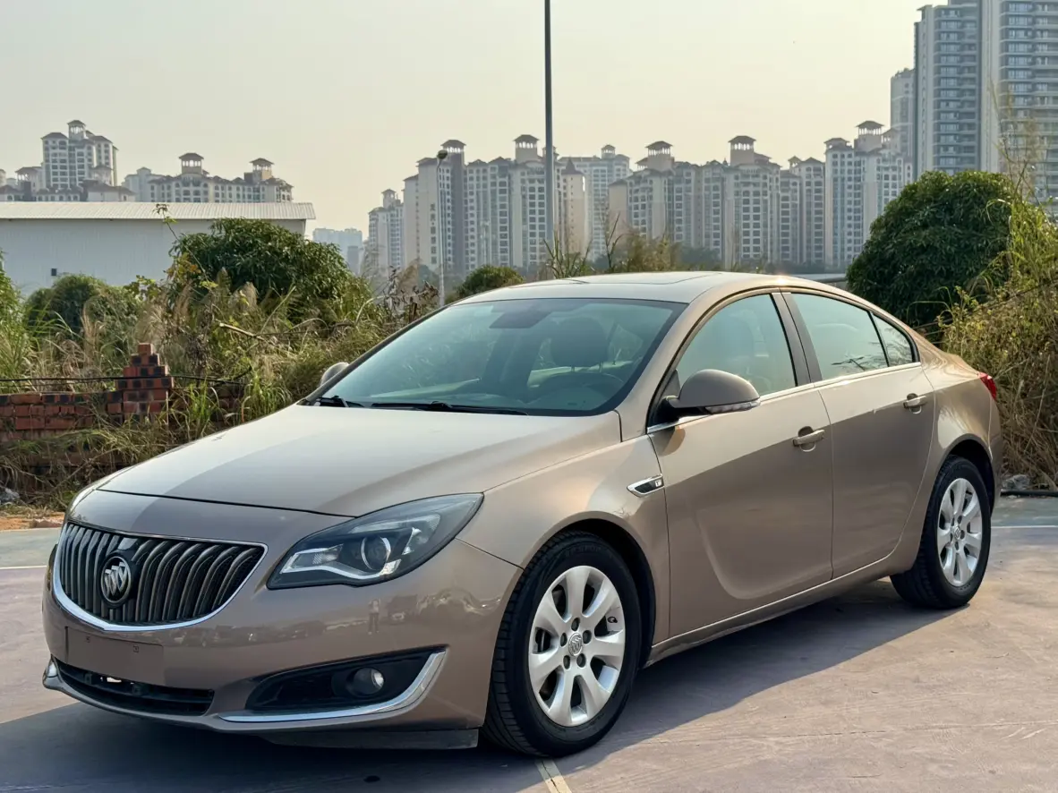 Buick Majesty  из Китая