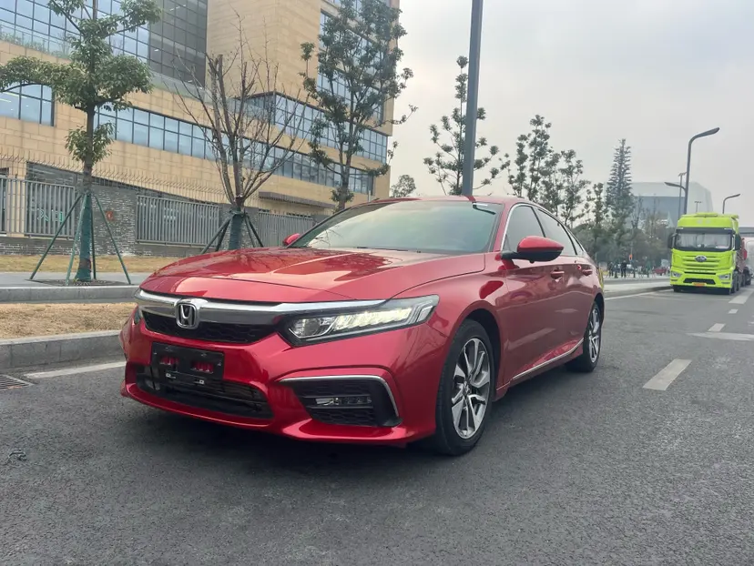Honda Inspire (Yingshipai)  из Китая
