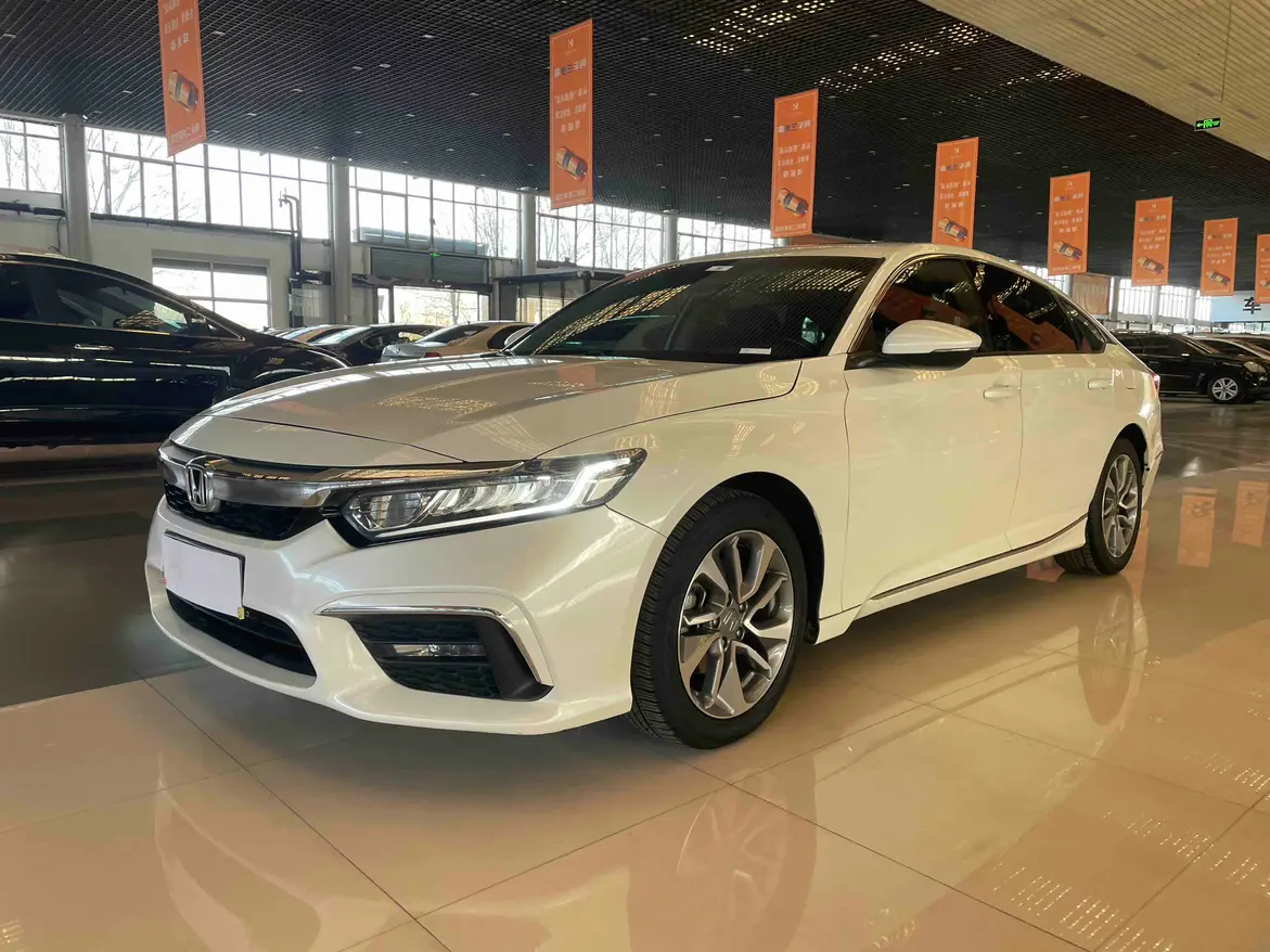 Honda Inspire (Yingshipai)  из Китая