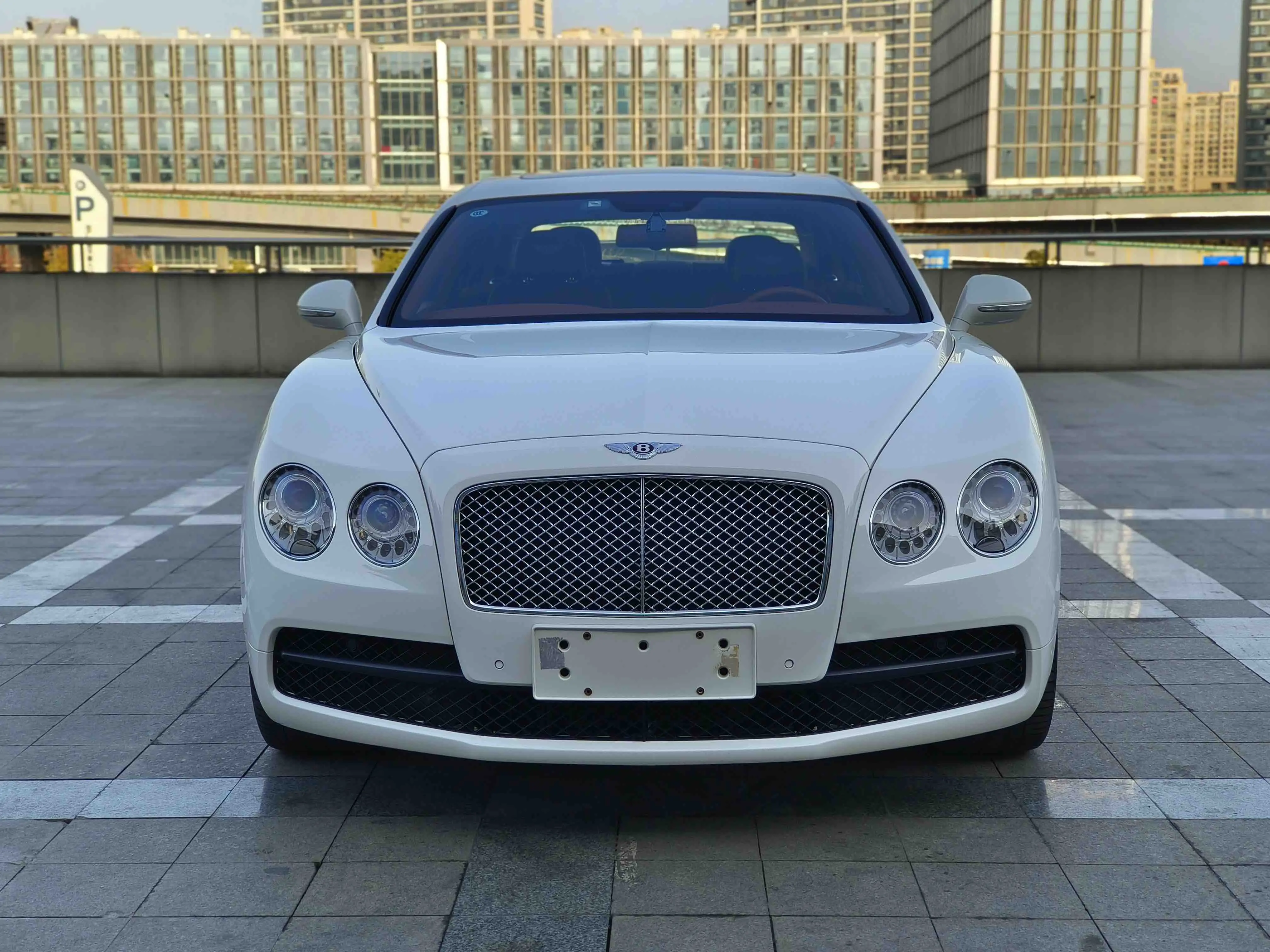 Bentley Galloping  из Китая