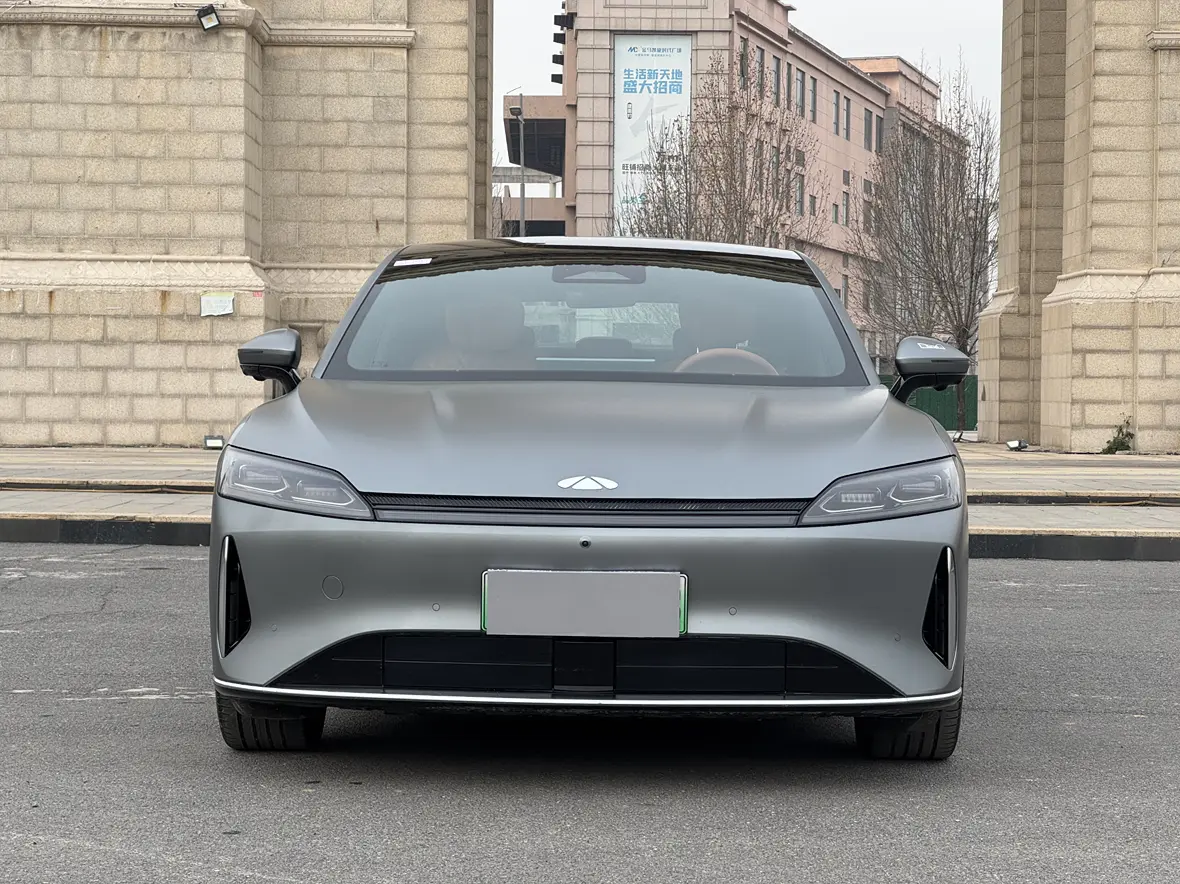 Chery Fengyun A9L  из Китая