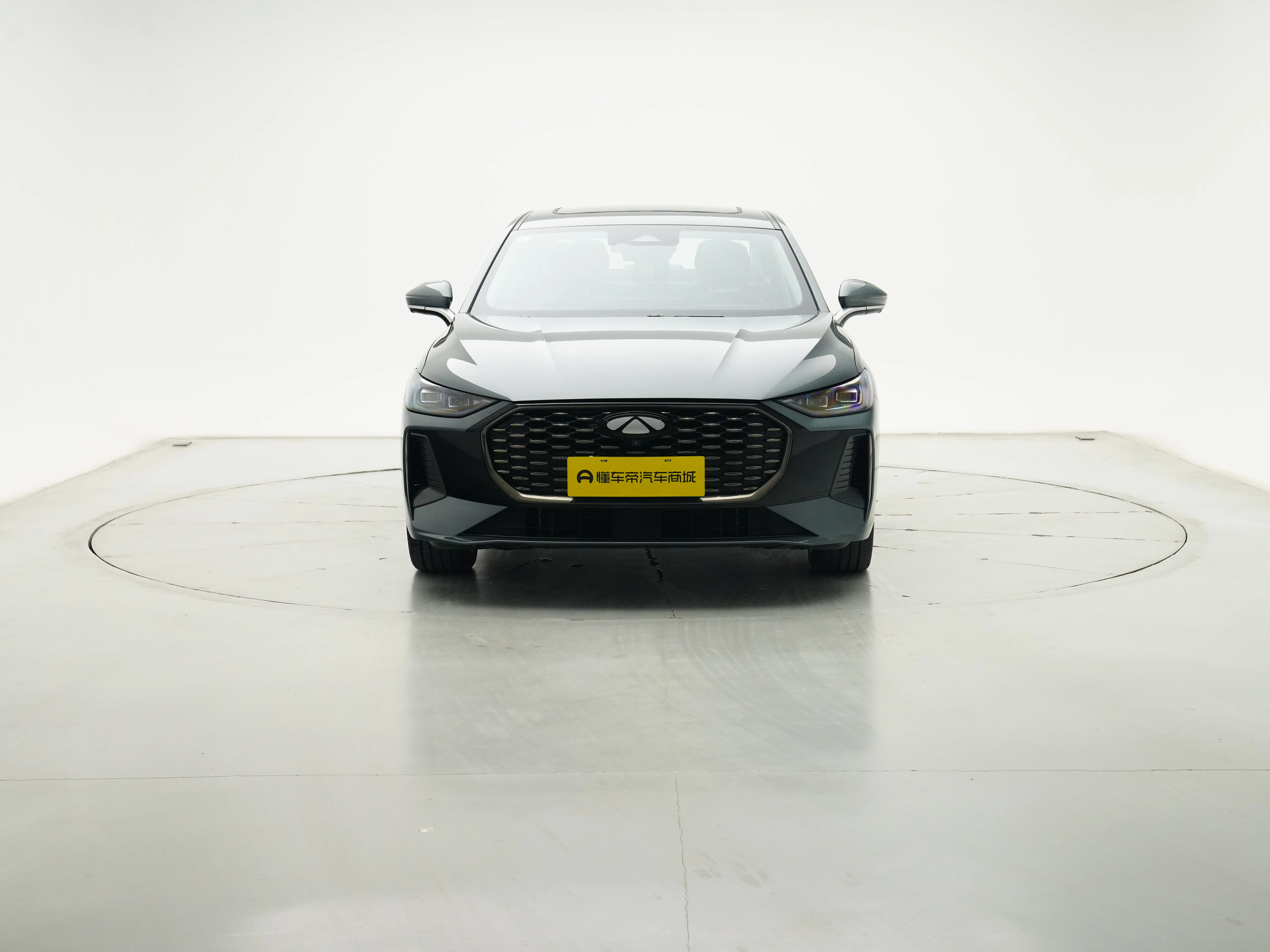 Chery Fengyun A8L  из Китая