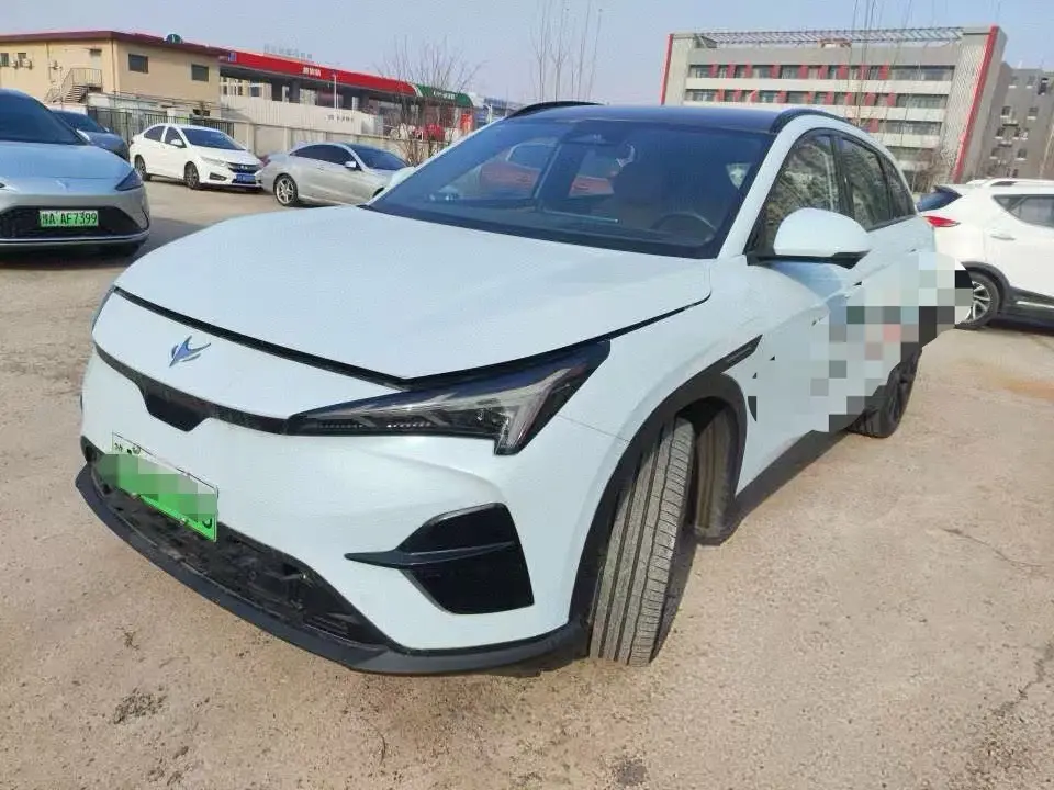 ARCFOX Extreme Fox JiFox Alpha T5  из Китая