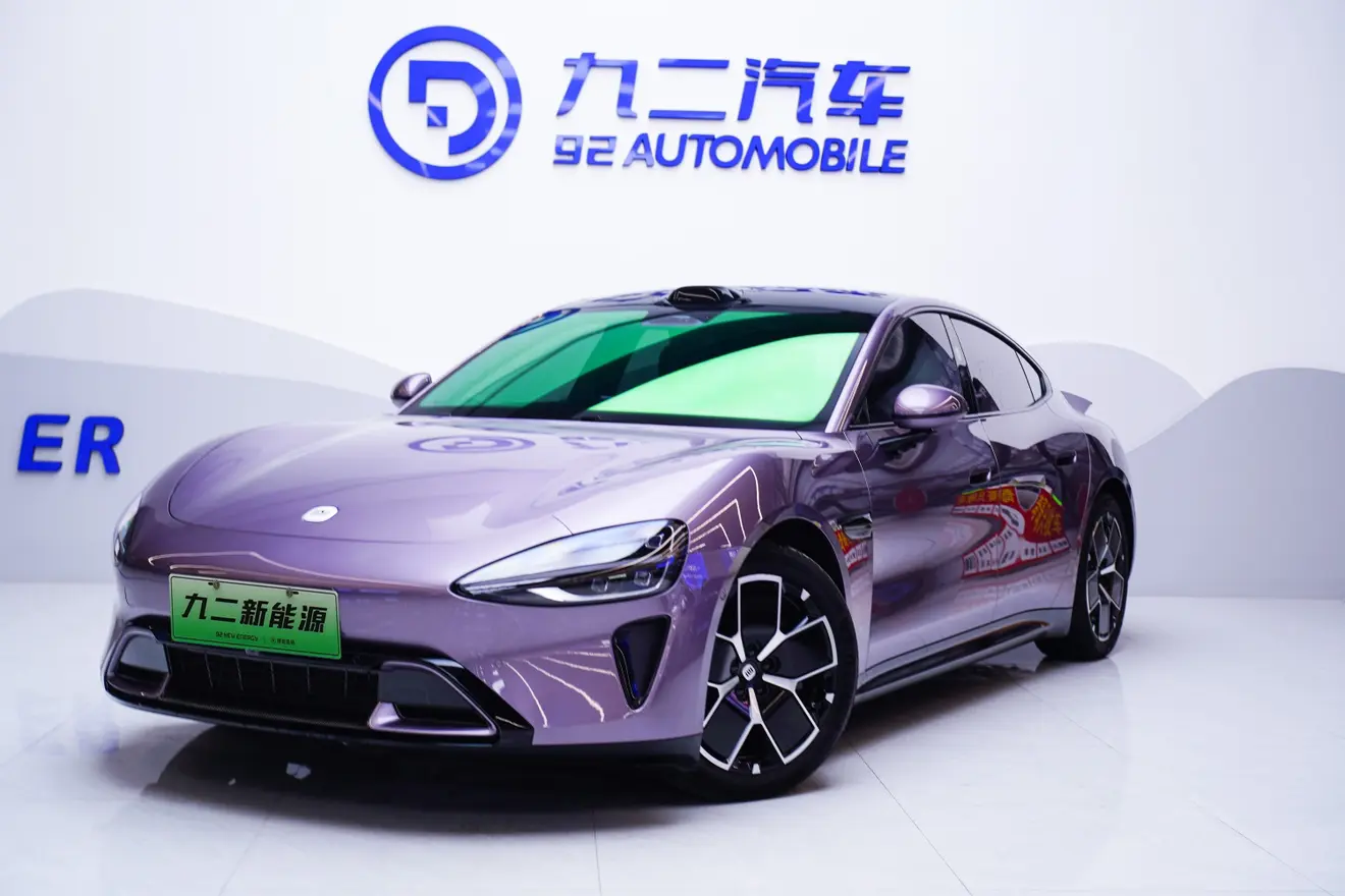 Xiaomi car Xiaomi SU7  из Китая