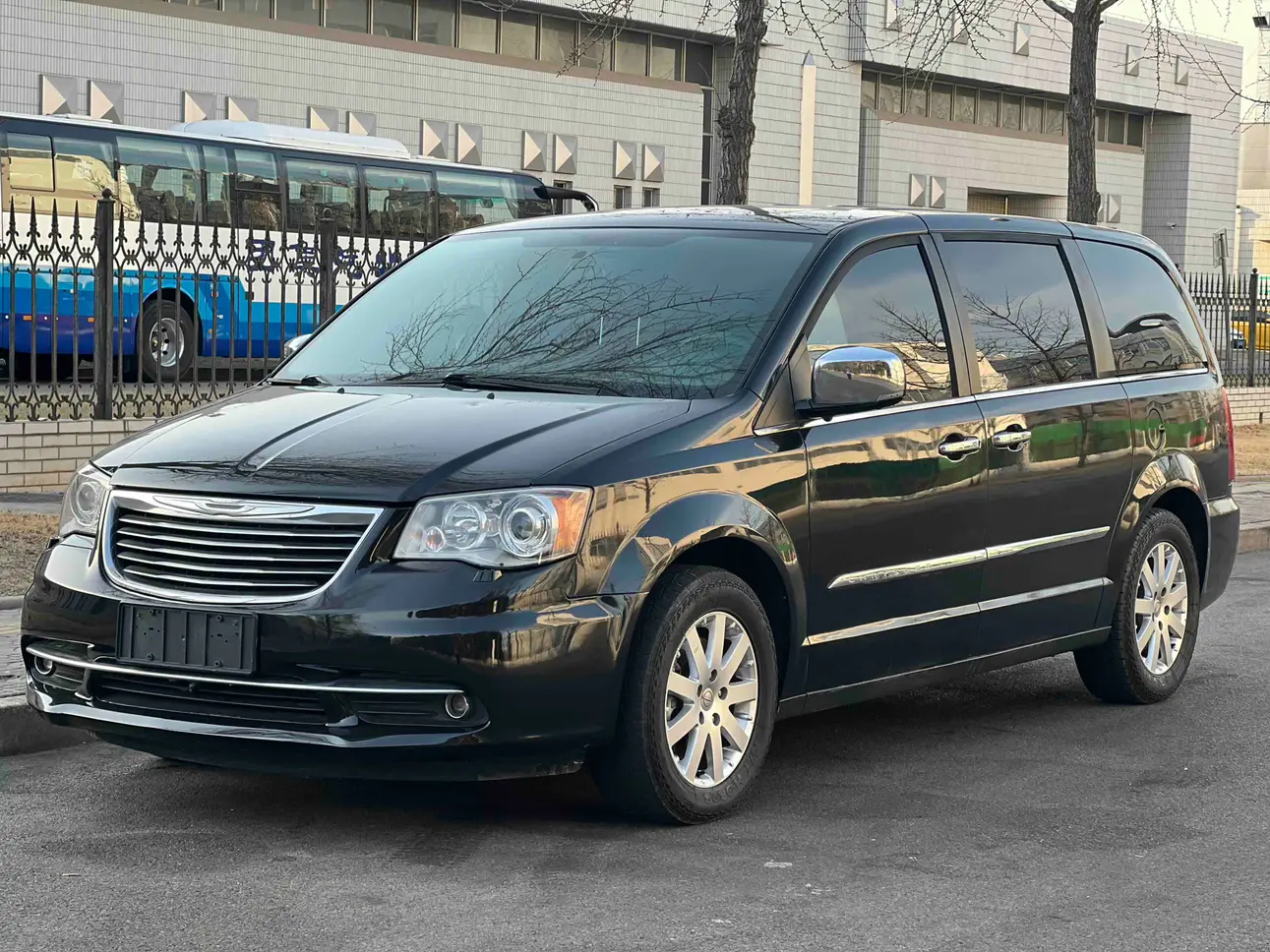 Chrysler Grand Voyager  из Китая