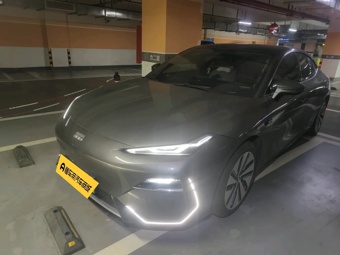 Geely Galaxy E8  из Китая