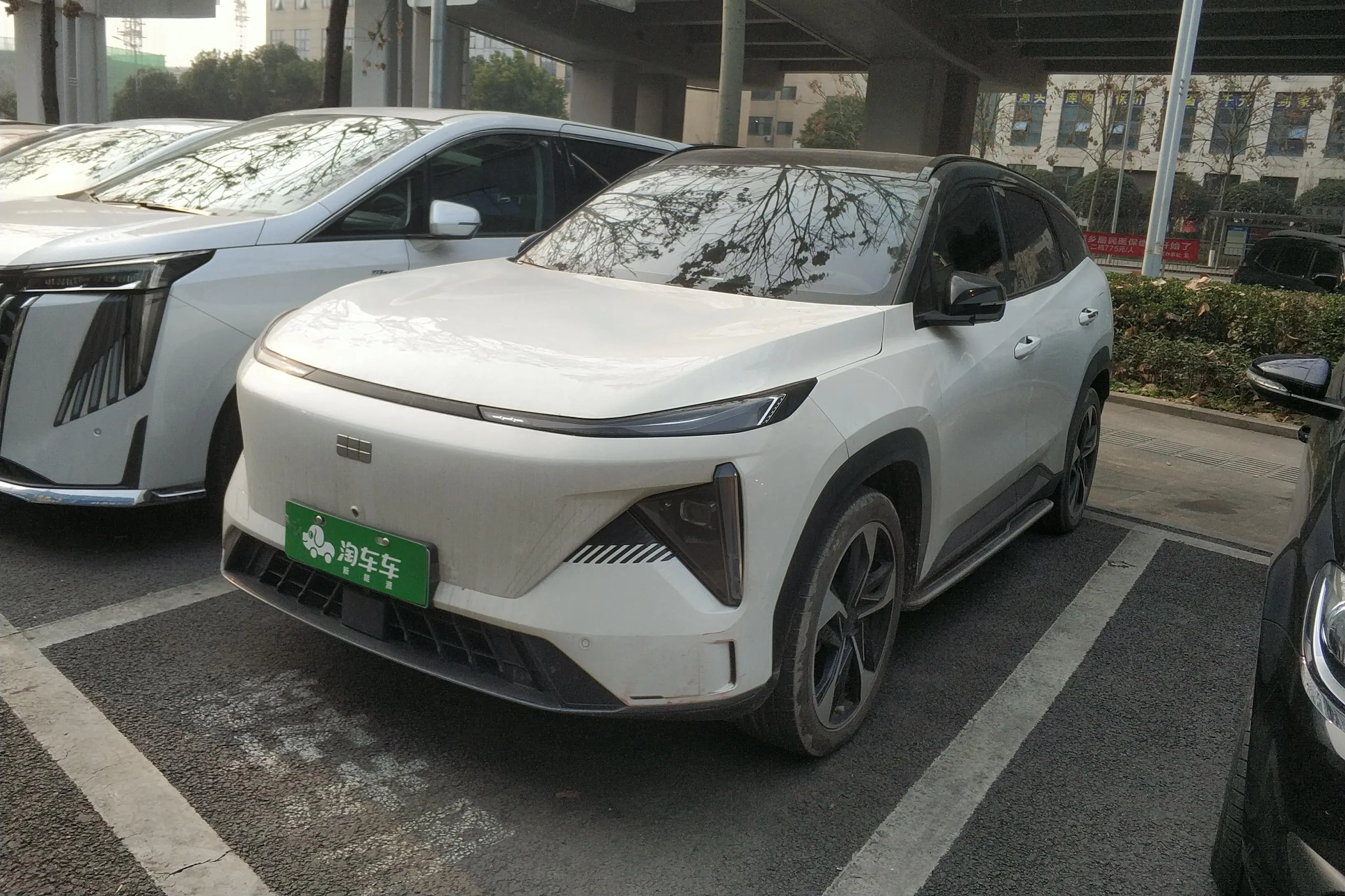 Geely Galaxy L7  из Китая